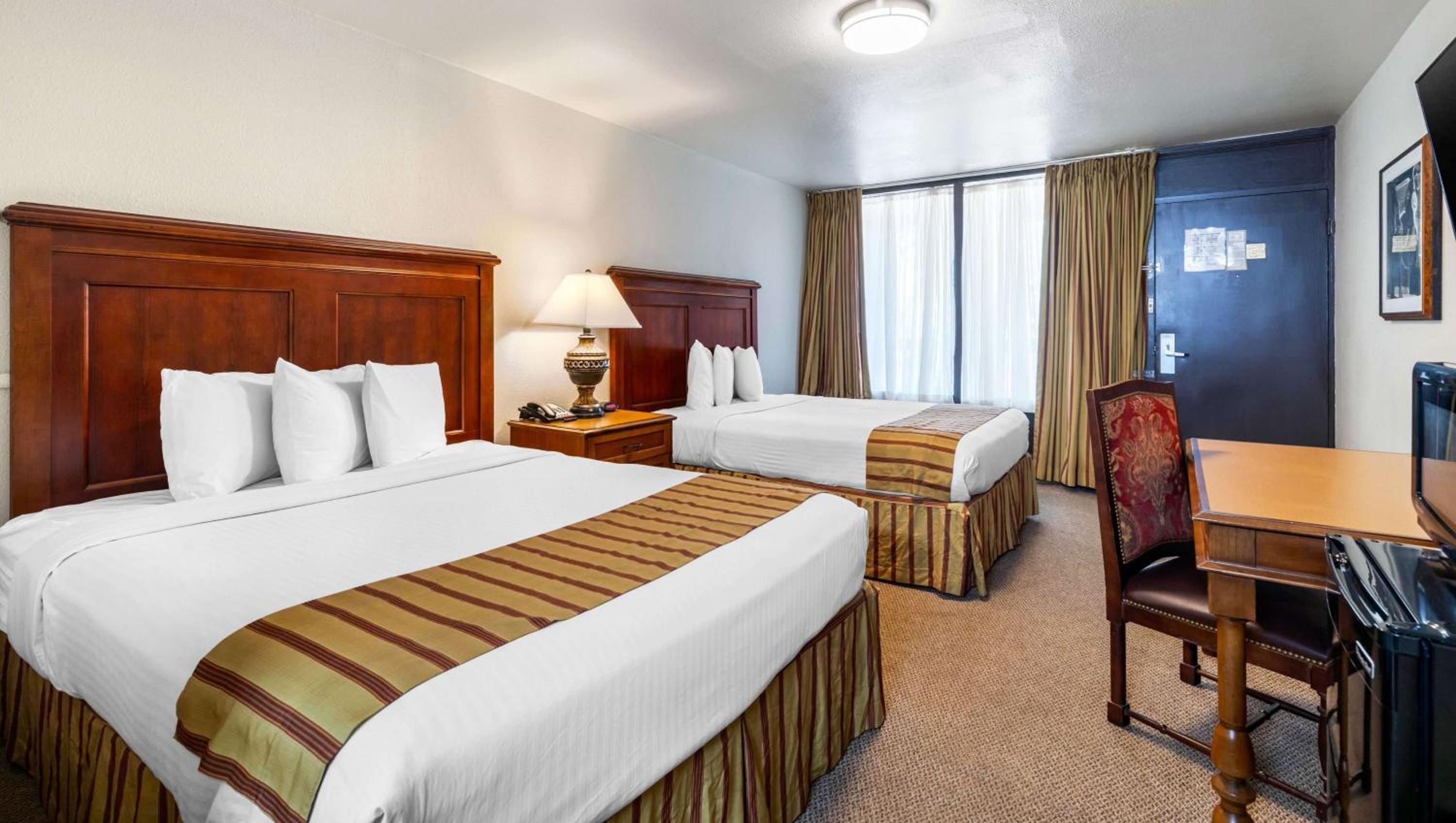 2 Queen Bed Nonsmoking - Photo 2