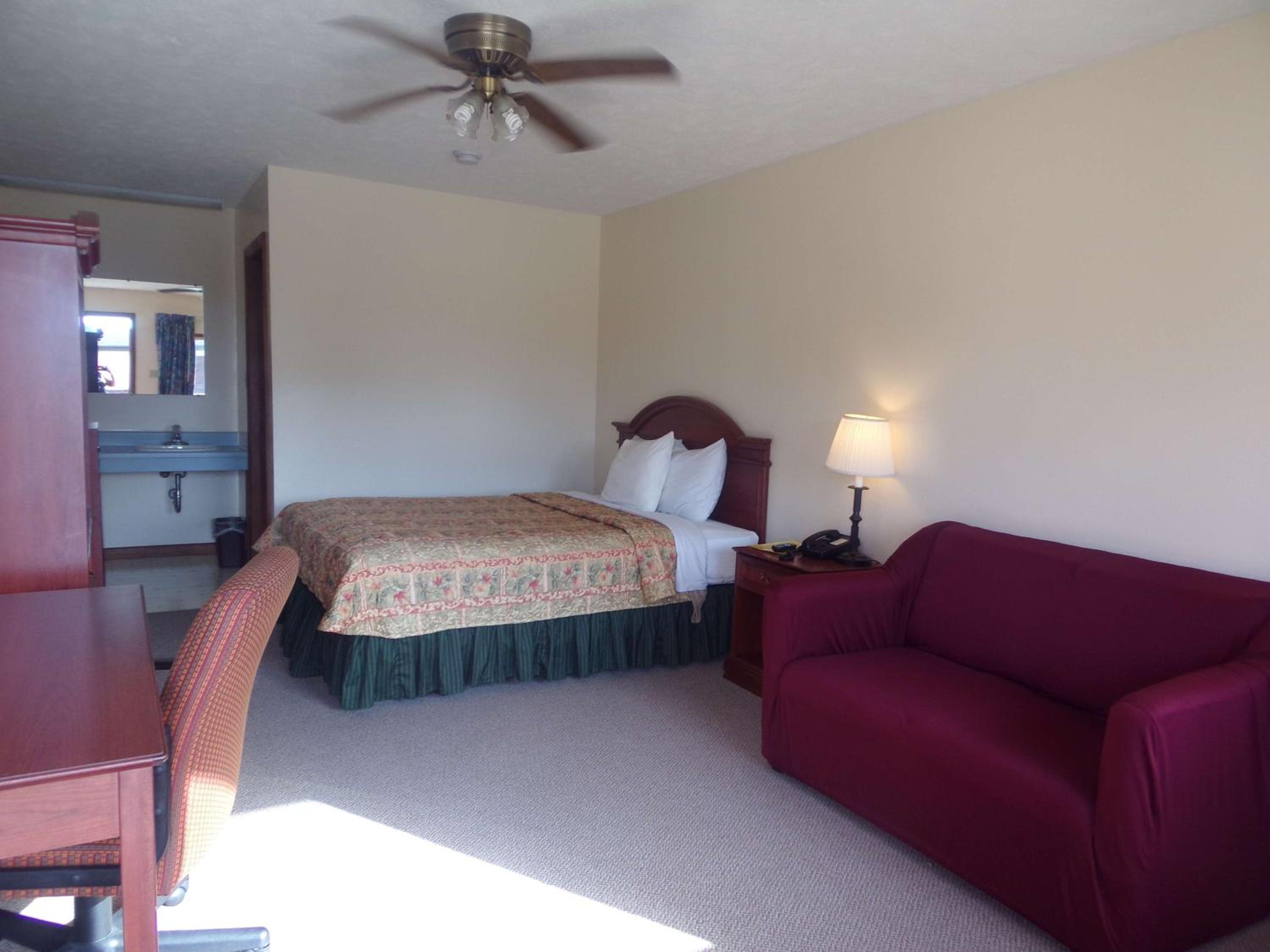 Queen Room - Photo 1