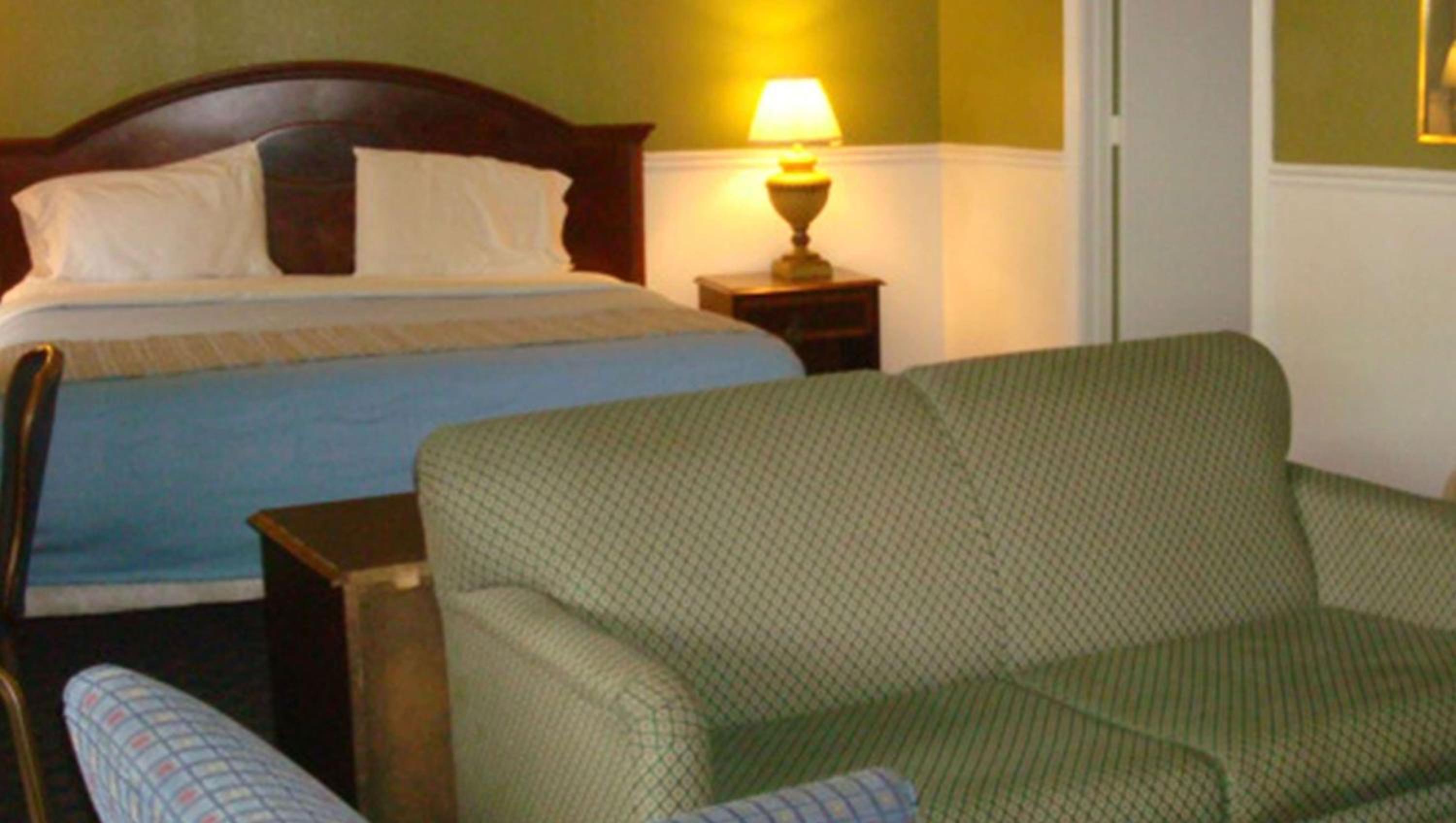Queen Room - Photo 3