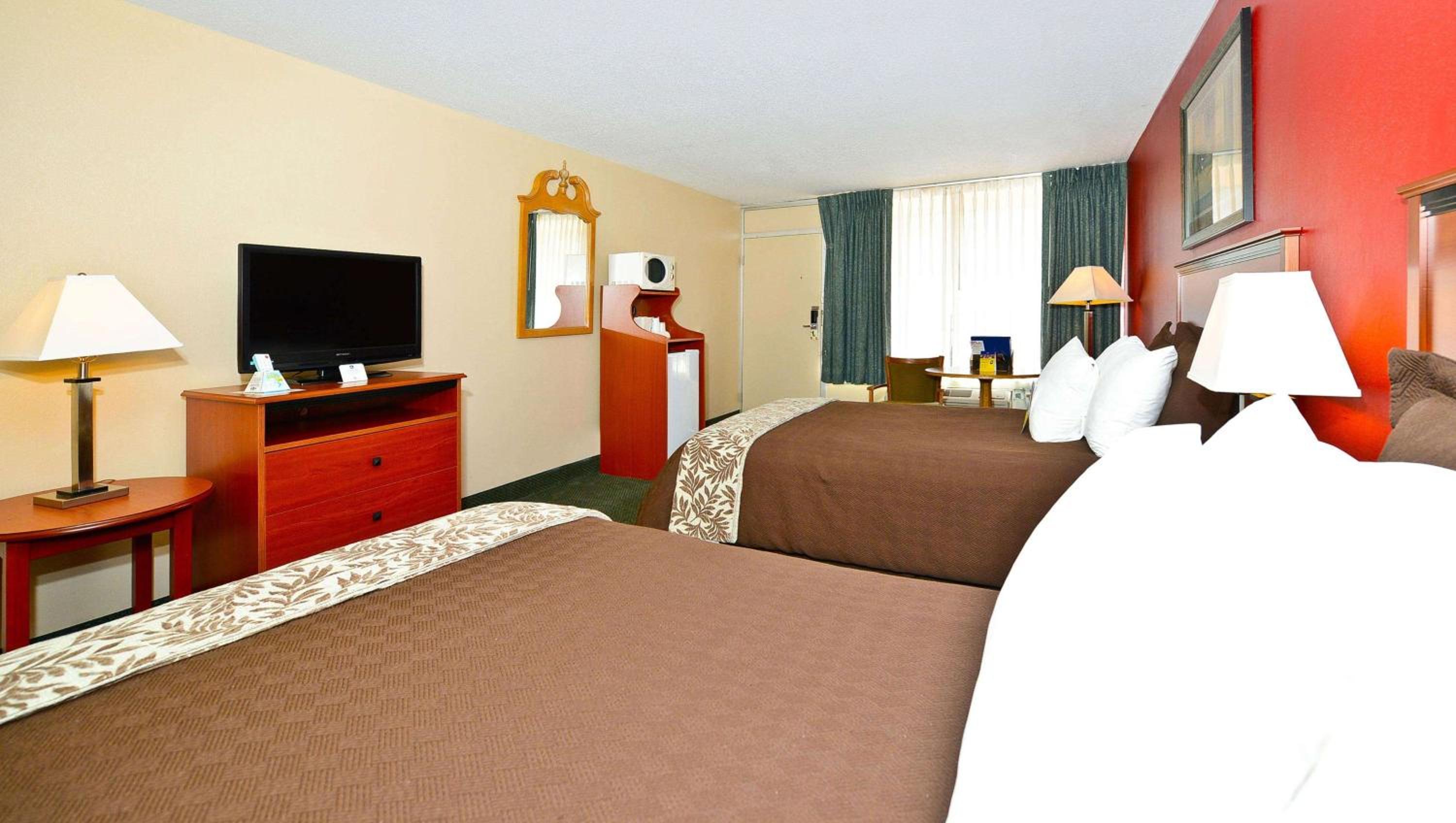 2 Full Bed Smoking photo 2