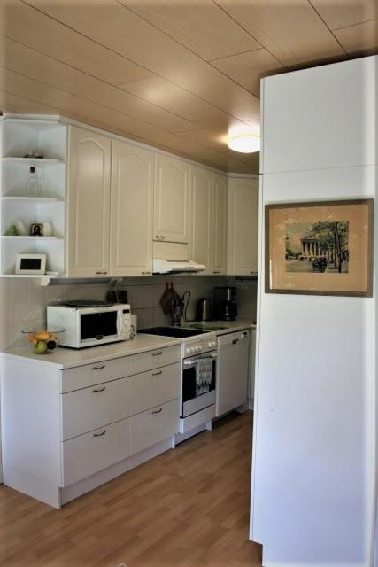 Two-Bedroom Apartment - Photo 13