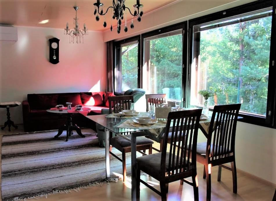 Two-Bedroom Apartment - Photo 4