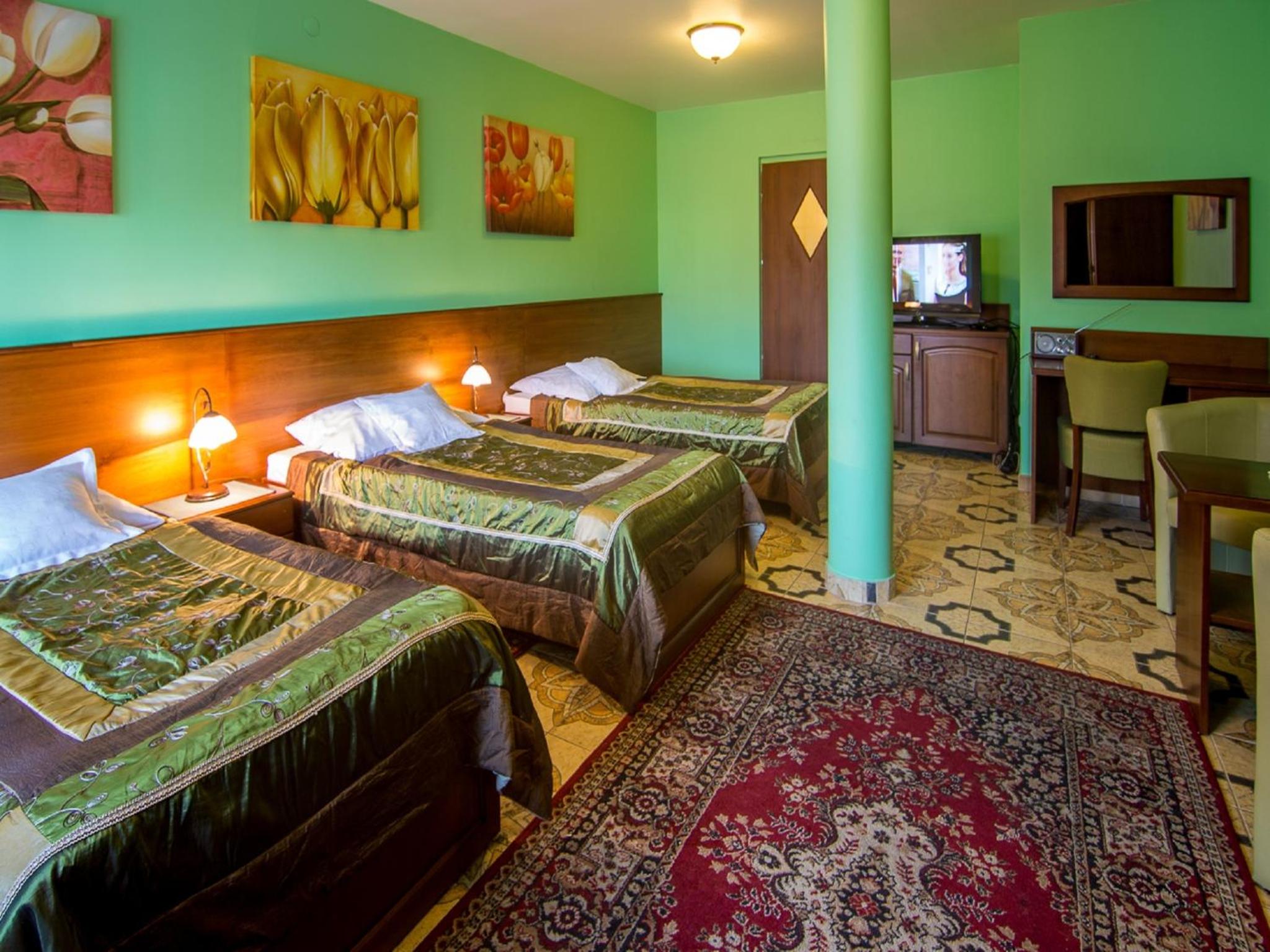 Triple Room with Private Bathroom photo 1