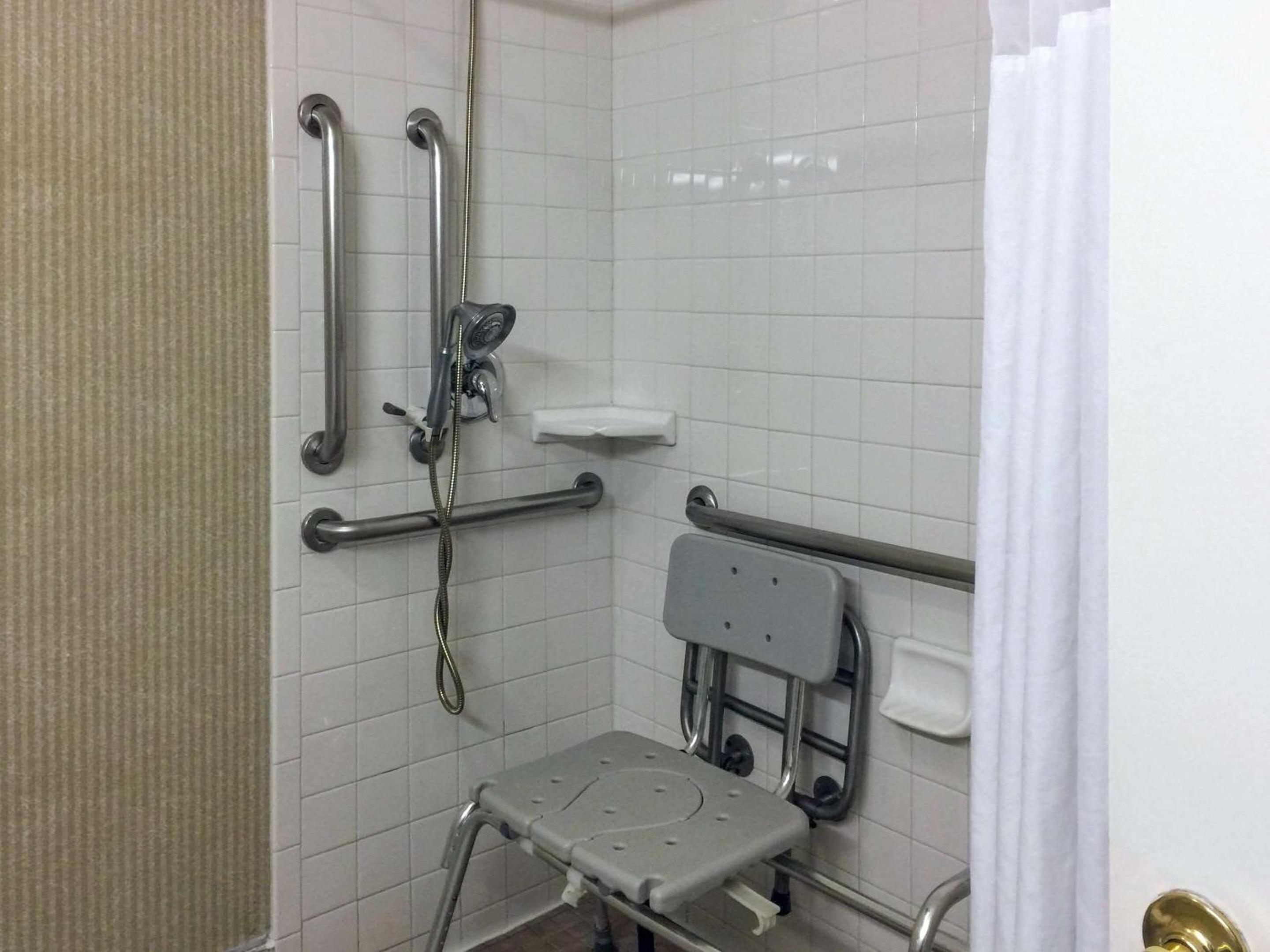 Quality Inn & Suites Oceanside Near Camp Pendleton, Foto 3