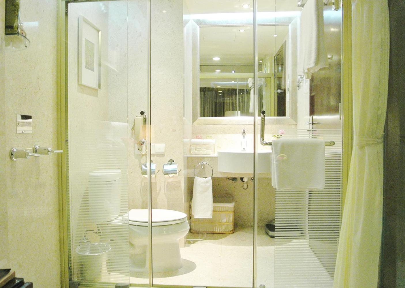 Executive Queen Room photo 2