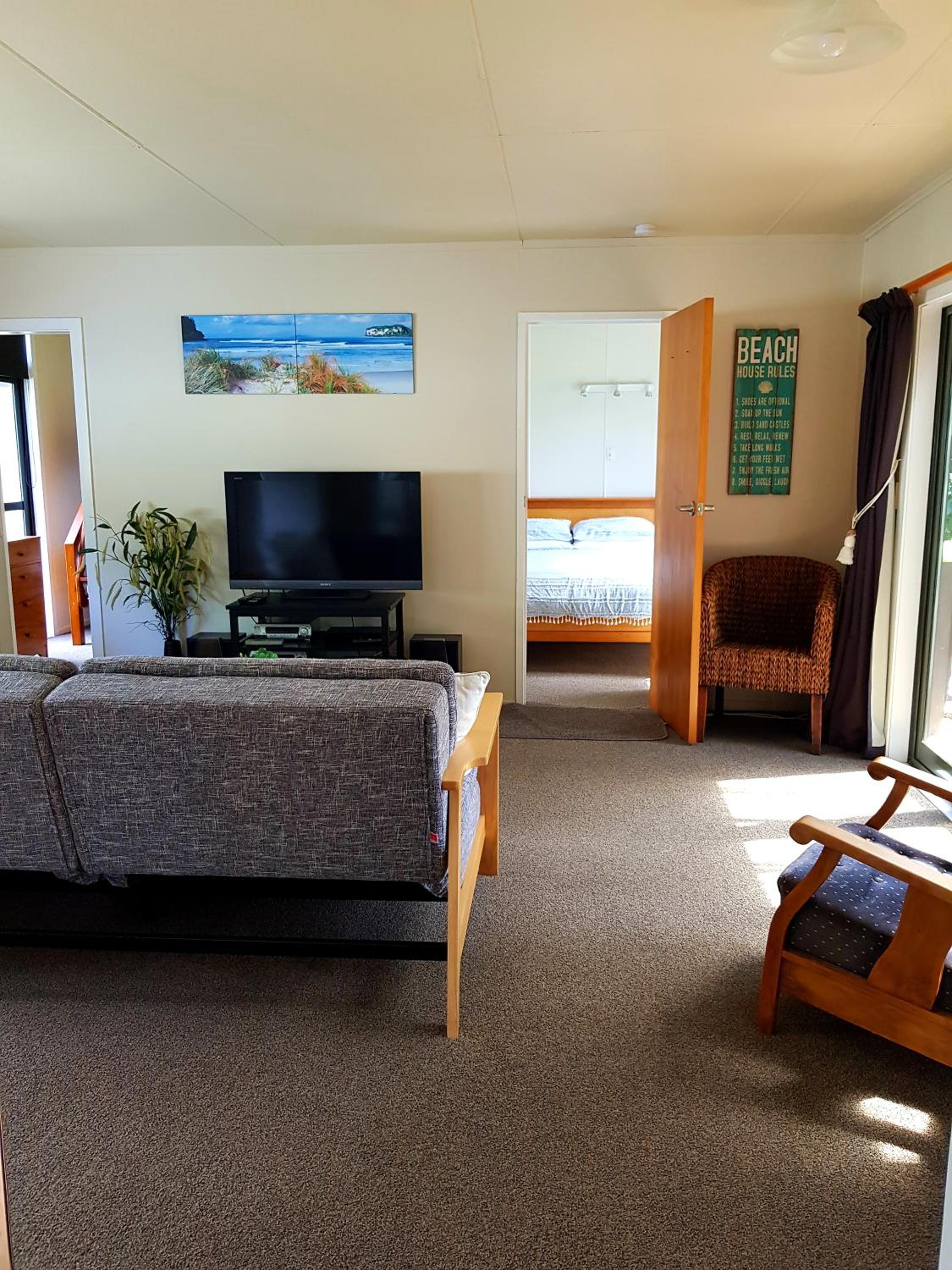 Two-Bedroom Cottage - Photo 2