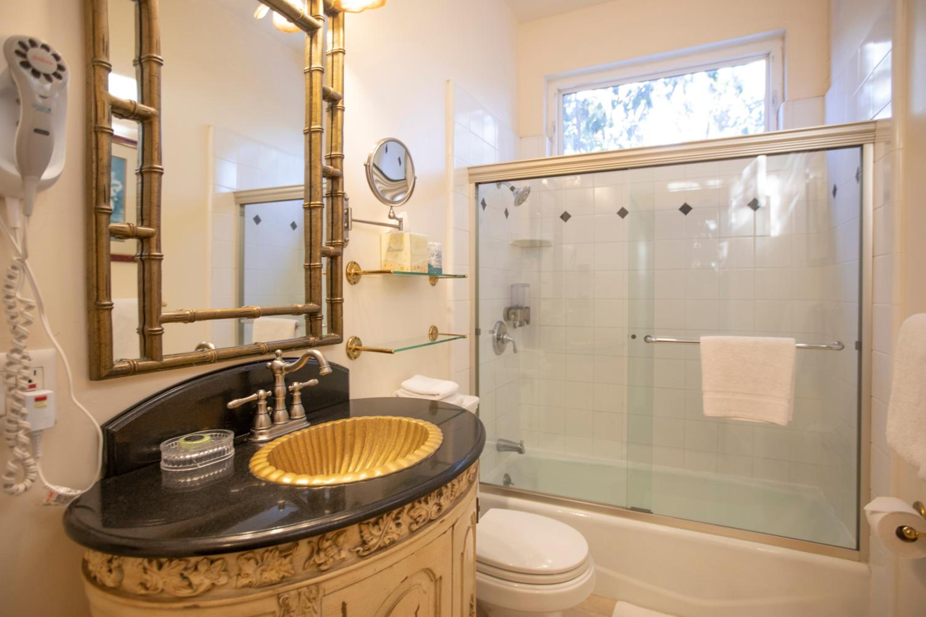 Junior Suite - Photo 12
