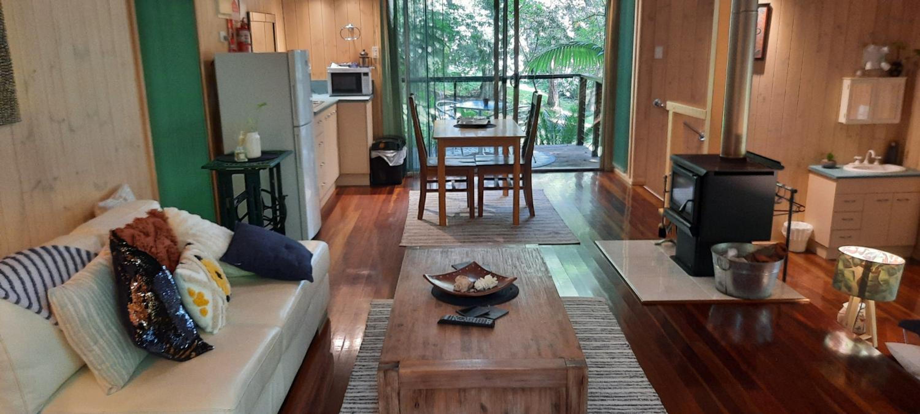 Deluxe Bungalow with Garden View photo 2