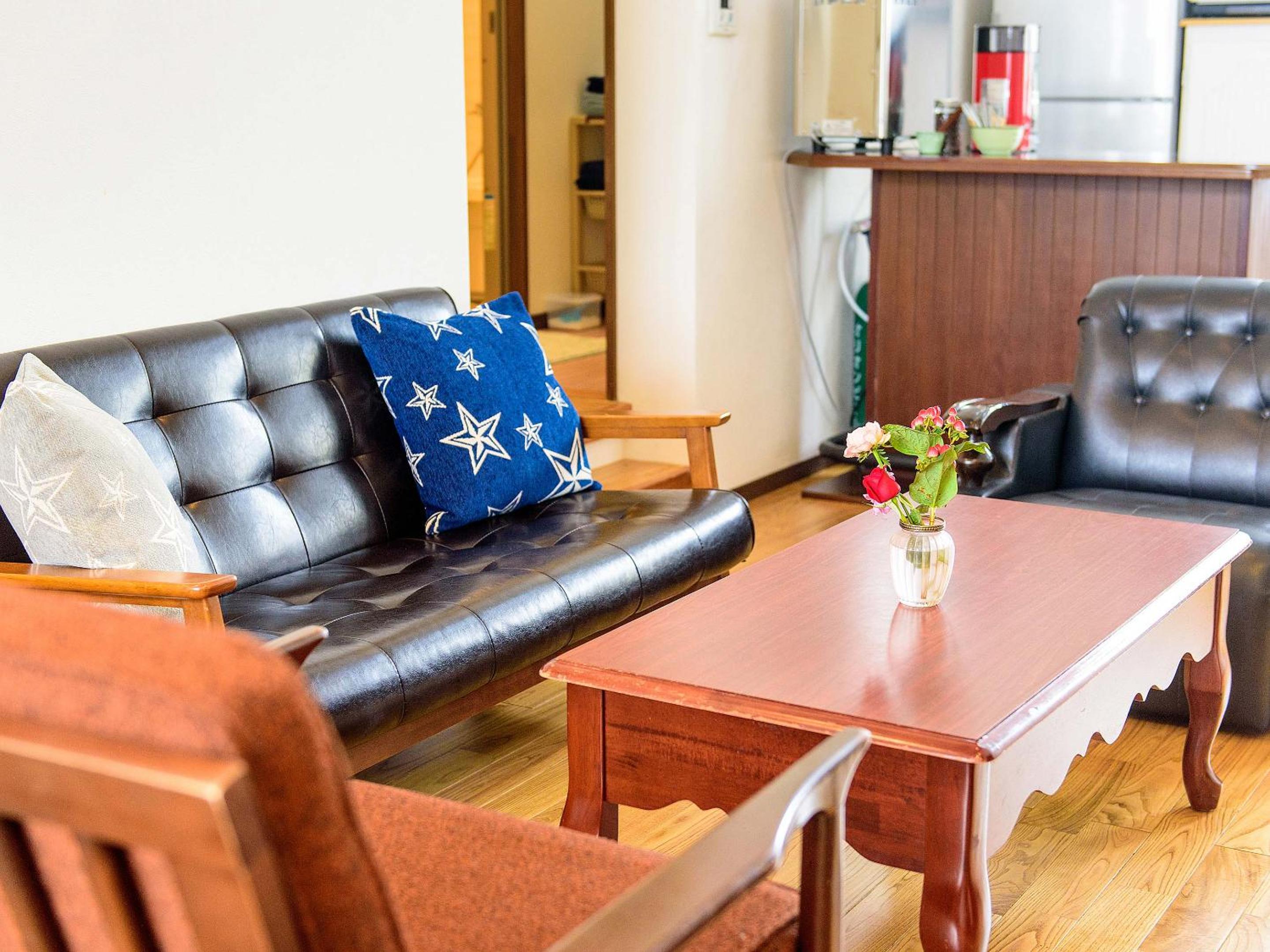 Standard Three-Bedroom Apartment - No Terrace - Photo 21