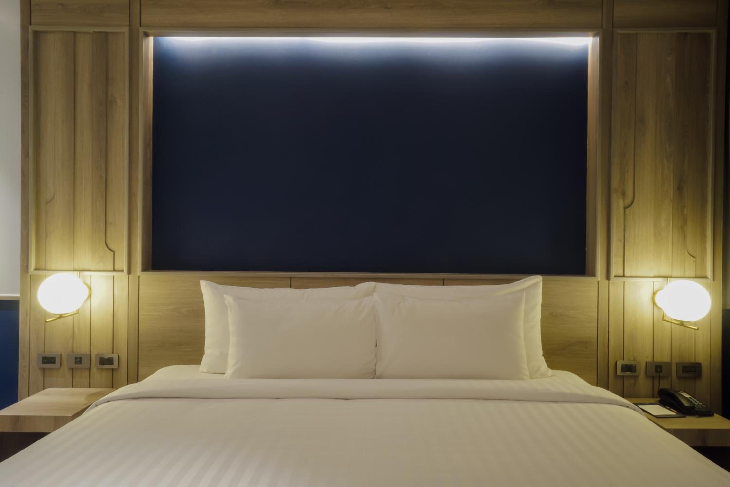 Superior Double or Twin Room - Photo 18