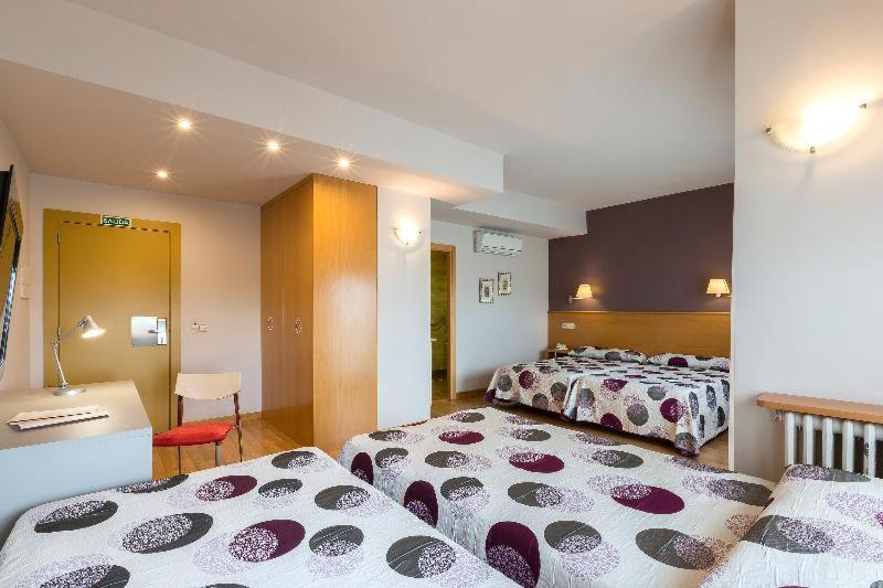 Habitación #1939637