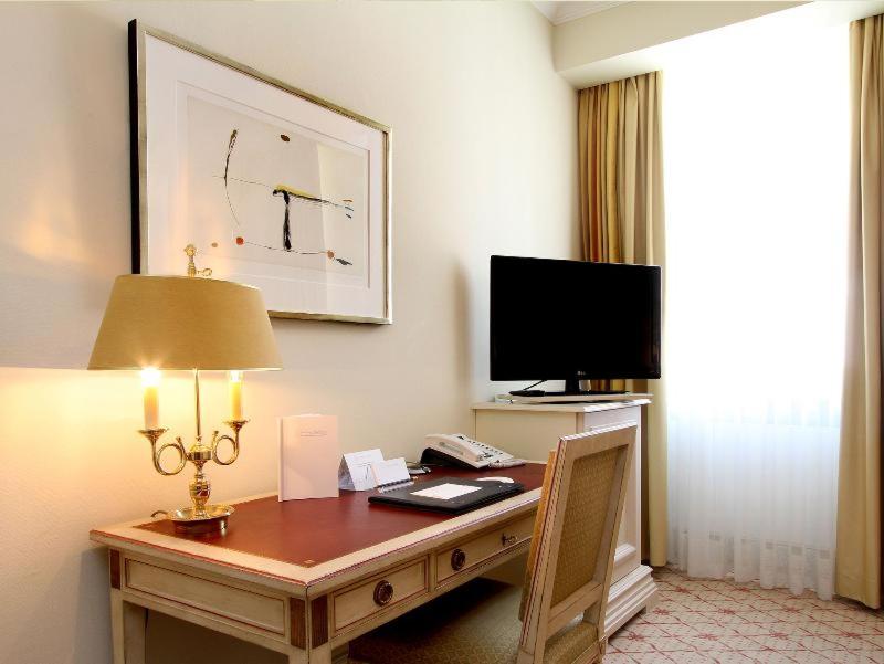 Zimmer Nr. 6111199