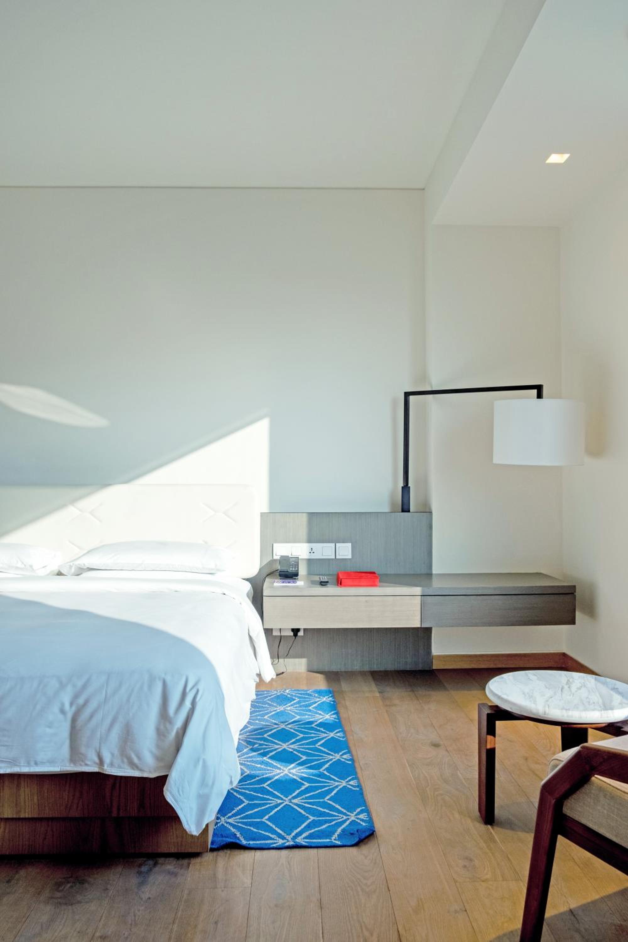 One-Bedroom Apartment - Photo 5
