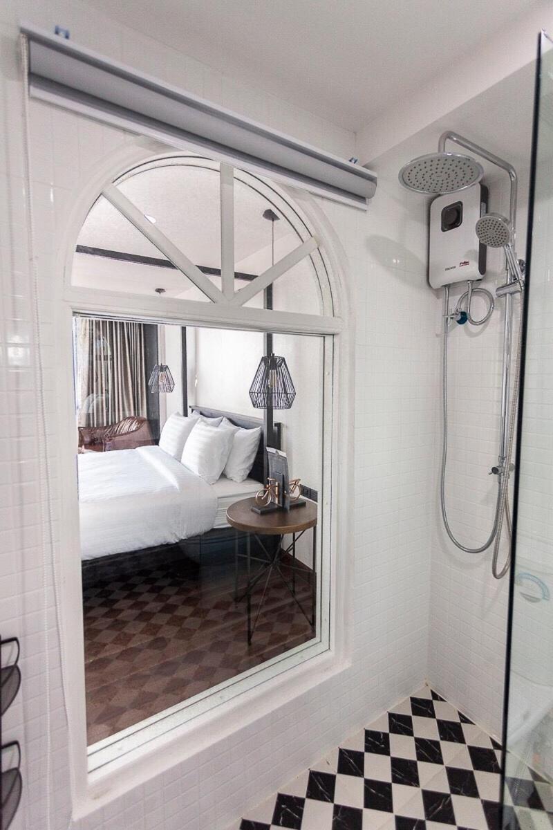 Luxury Modern Vintage Double - Photo 3