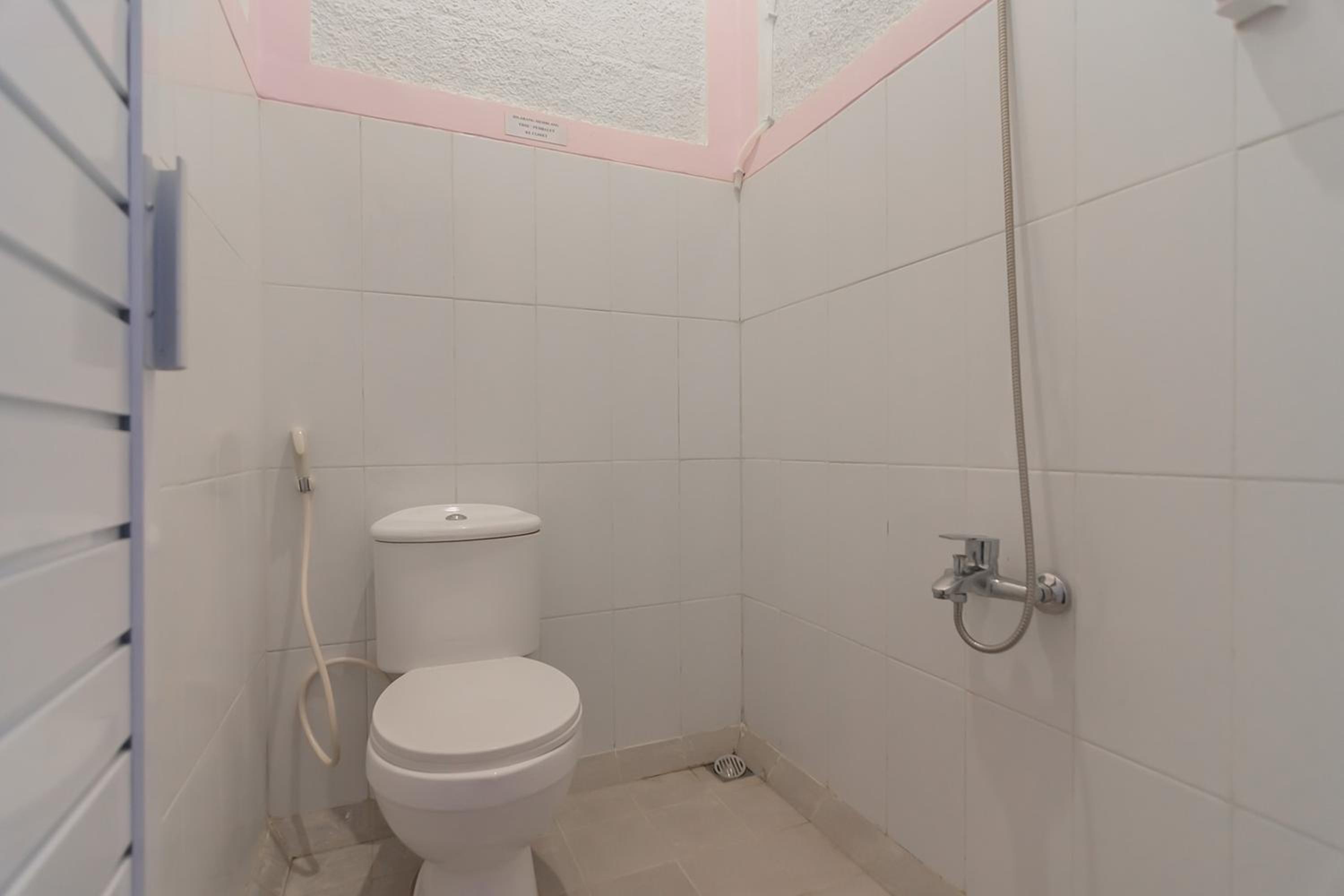 Standard Double Room - Photo 2