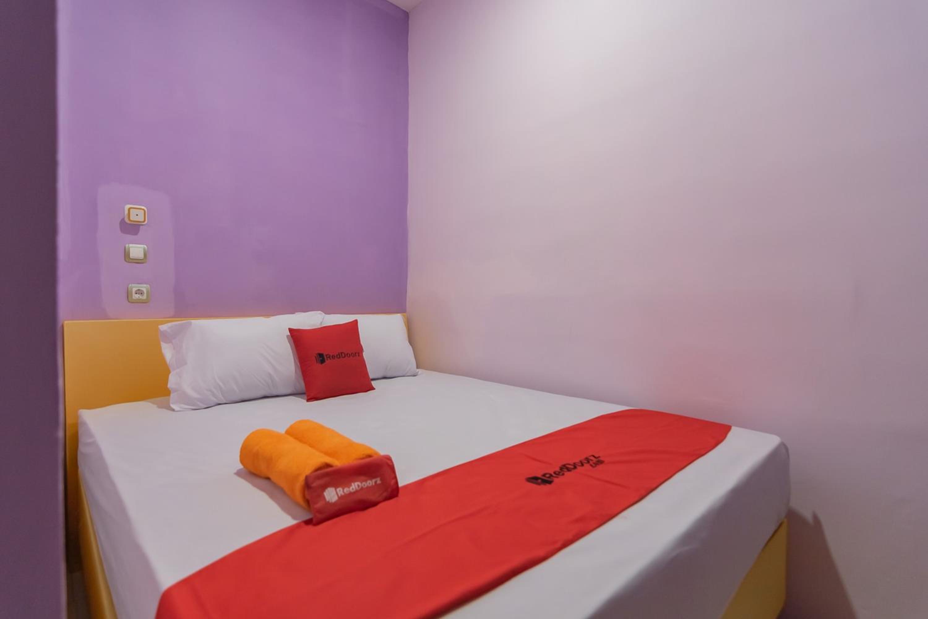 Standard Double Room - Photo 9