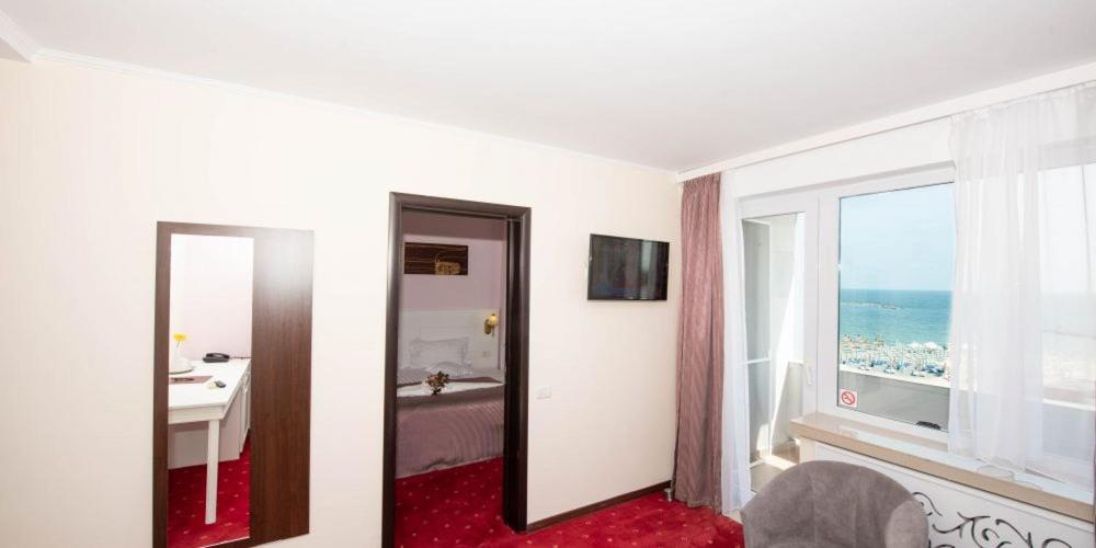 Apartment with Sea View photo 1
