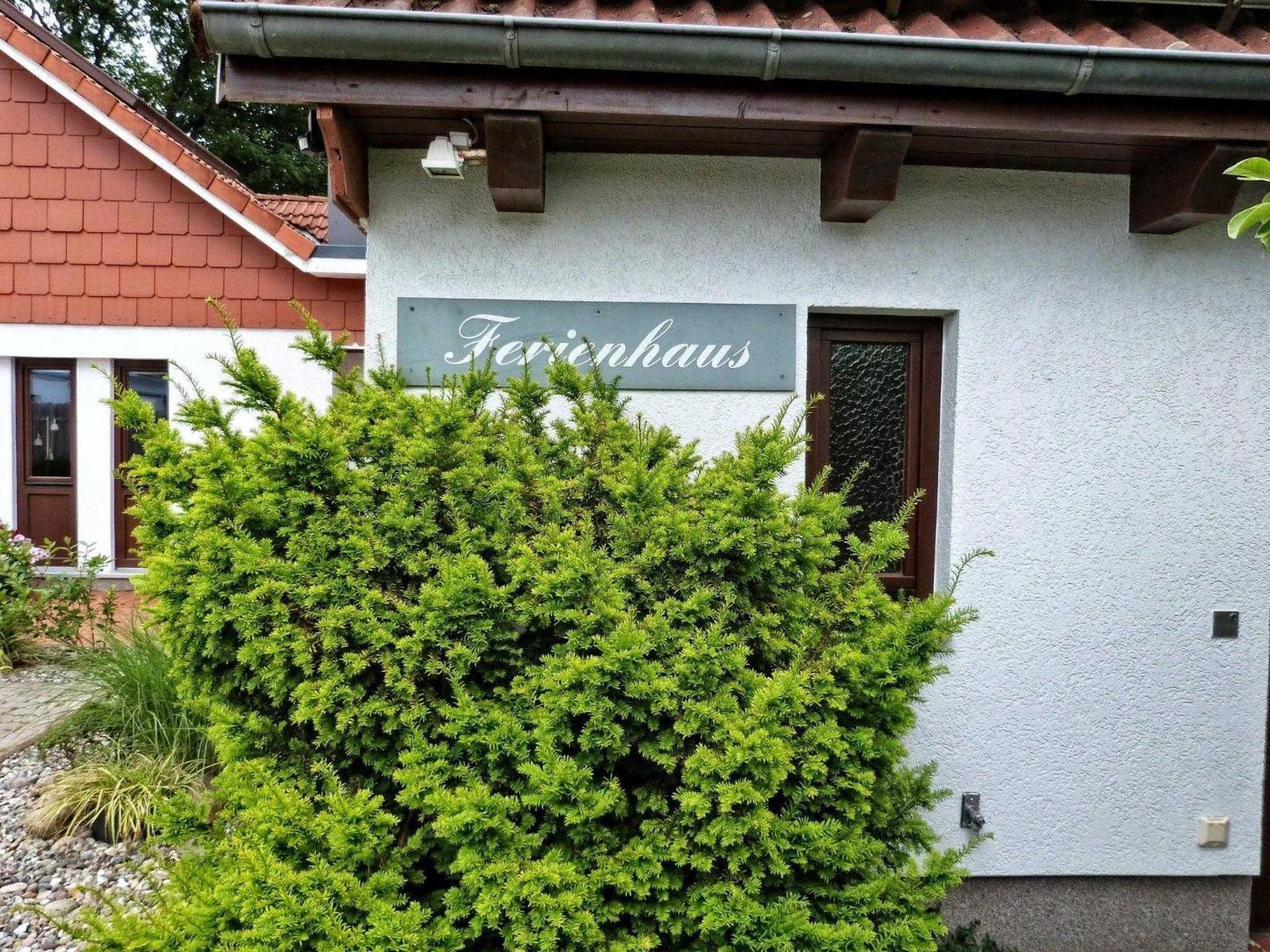 Two-Bedroom House photo 3