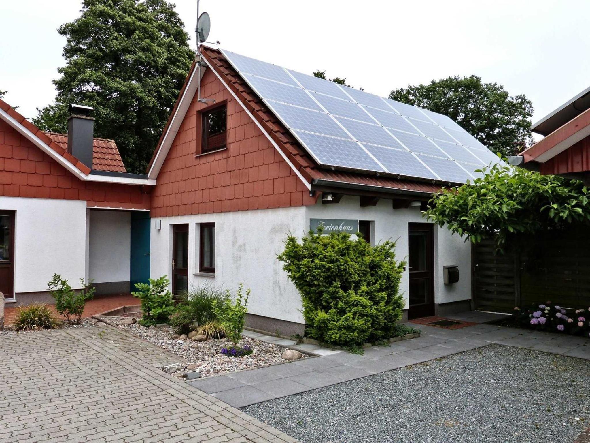 Two-Bedroom House photo 2