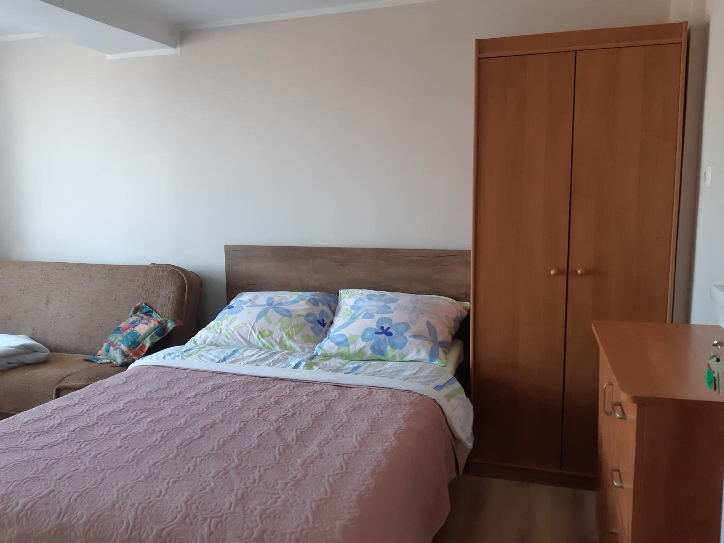 Deluxe Double Room (2 Adults + 1 Child) photo 1
