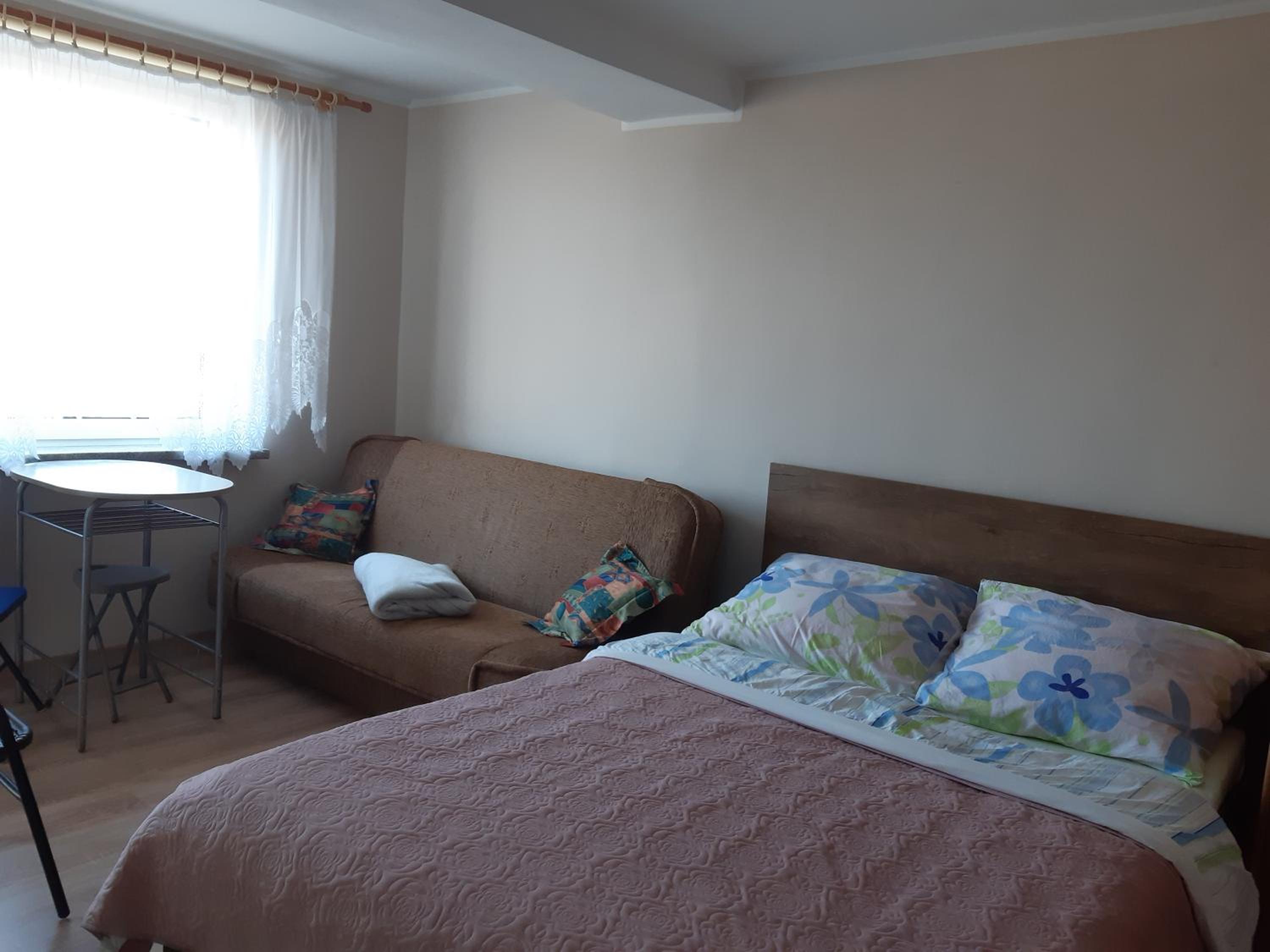 Deluxe Double Room (2 Adults + 1 Child) photo 2