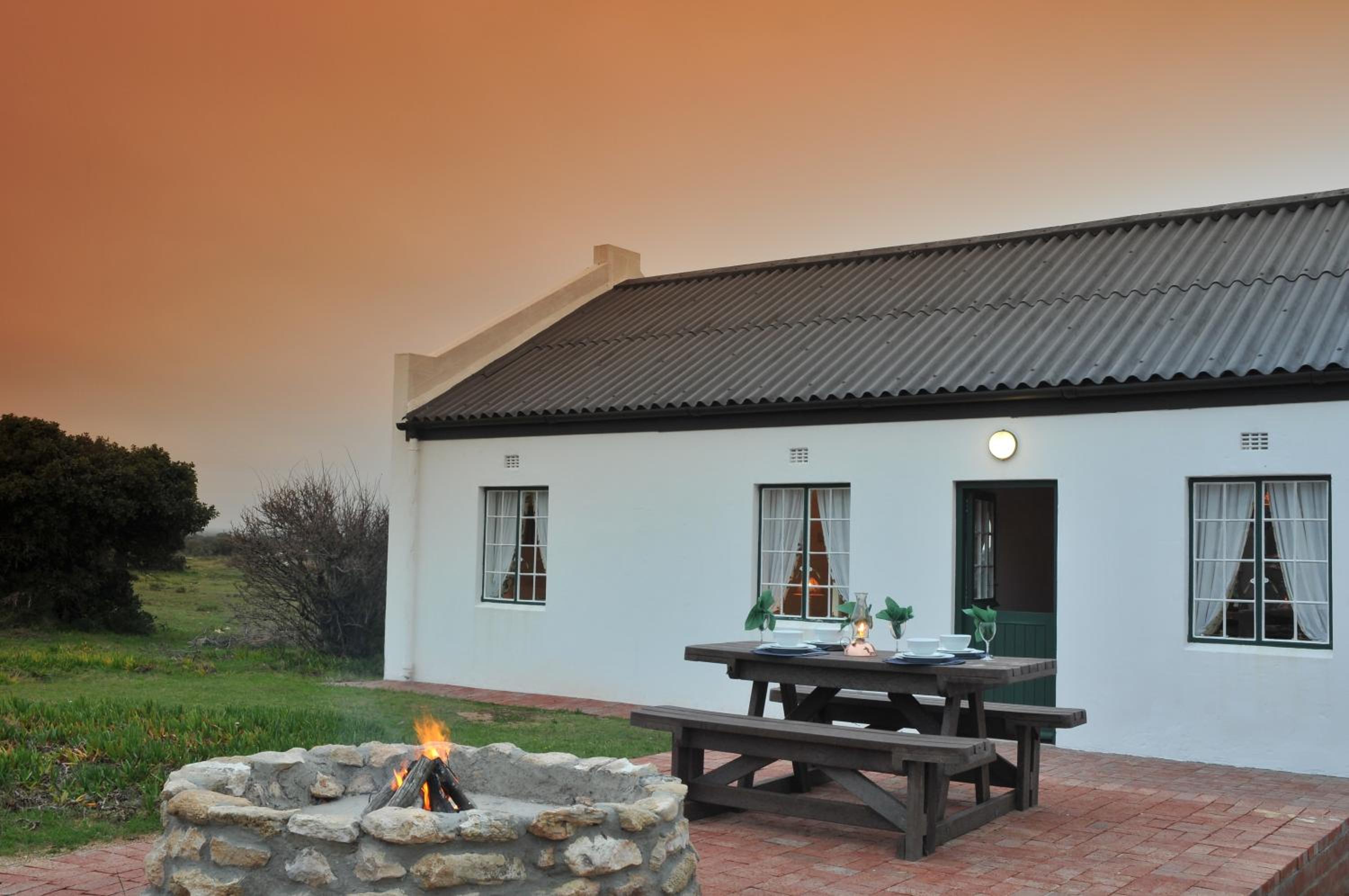 Three-Bedroom Chalet - Photo 9