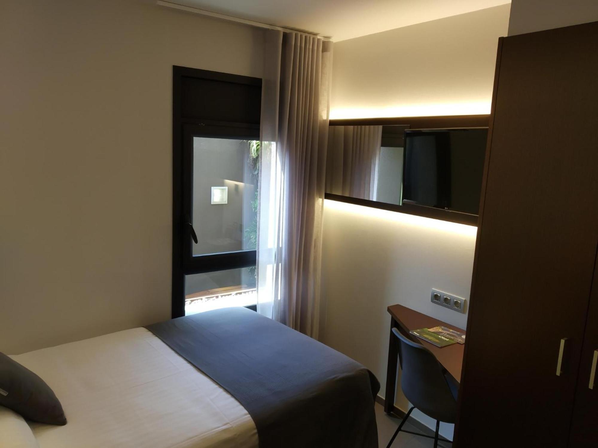 Single Room photo 2