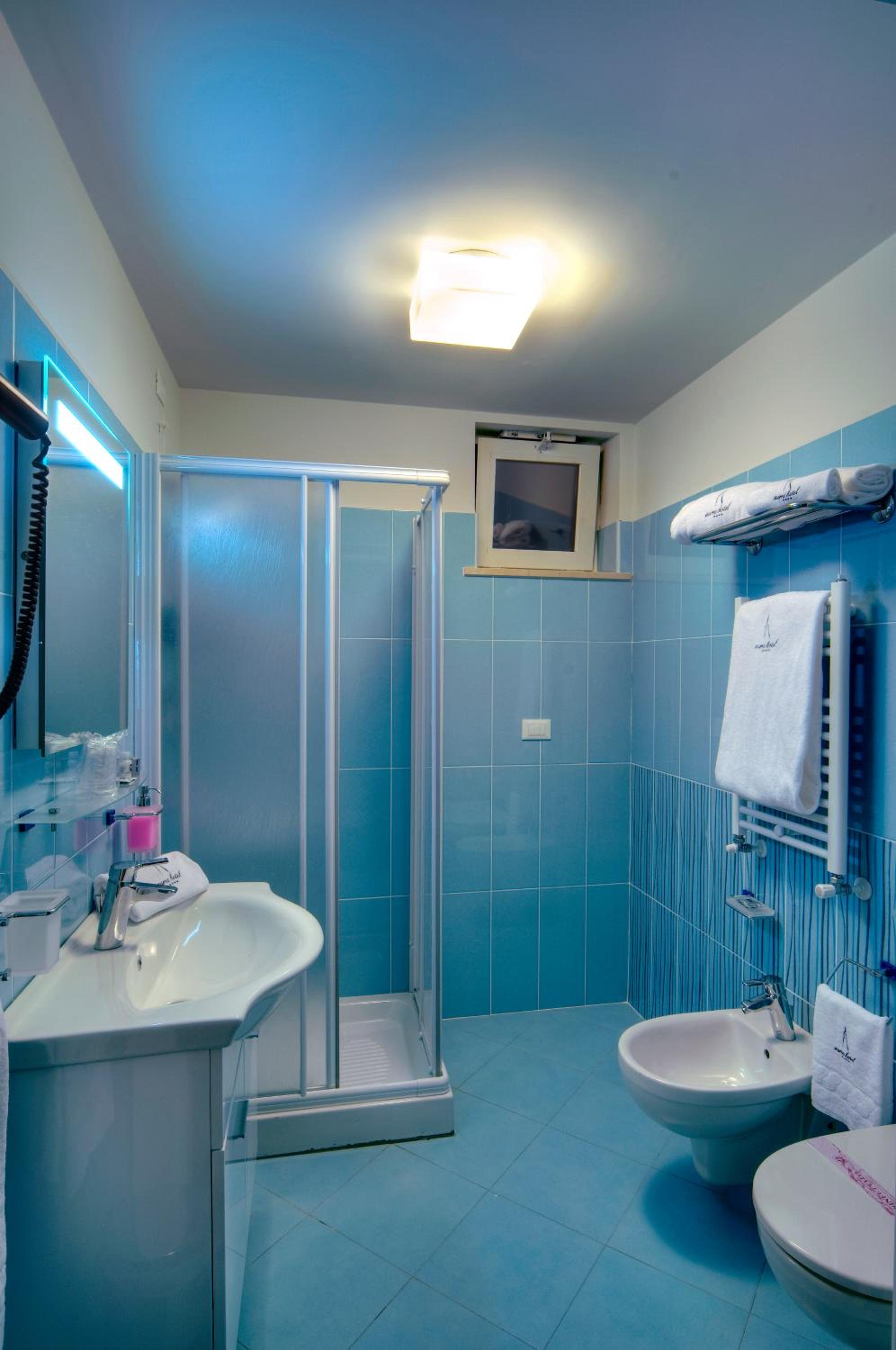 Quadruple Room - Photo 3