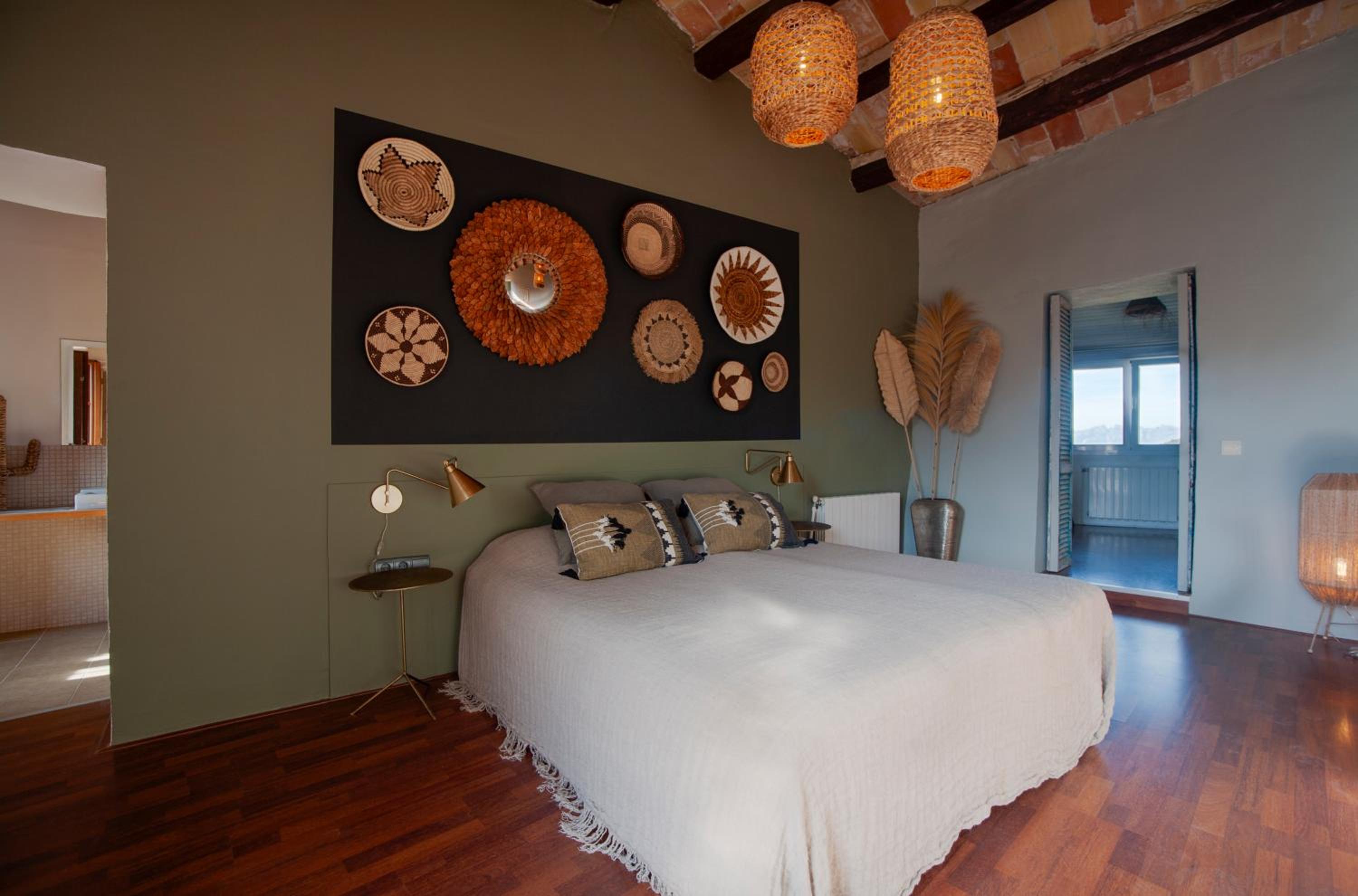 Quadruple Room with Private Bathroom - Photo 1
