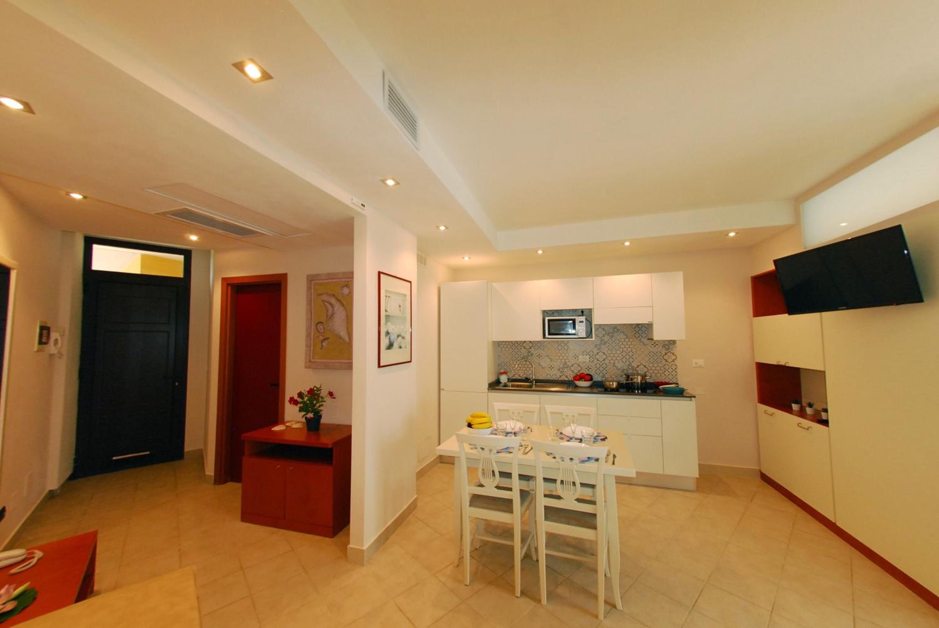 Deluxe Apartment photo 3