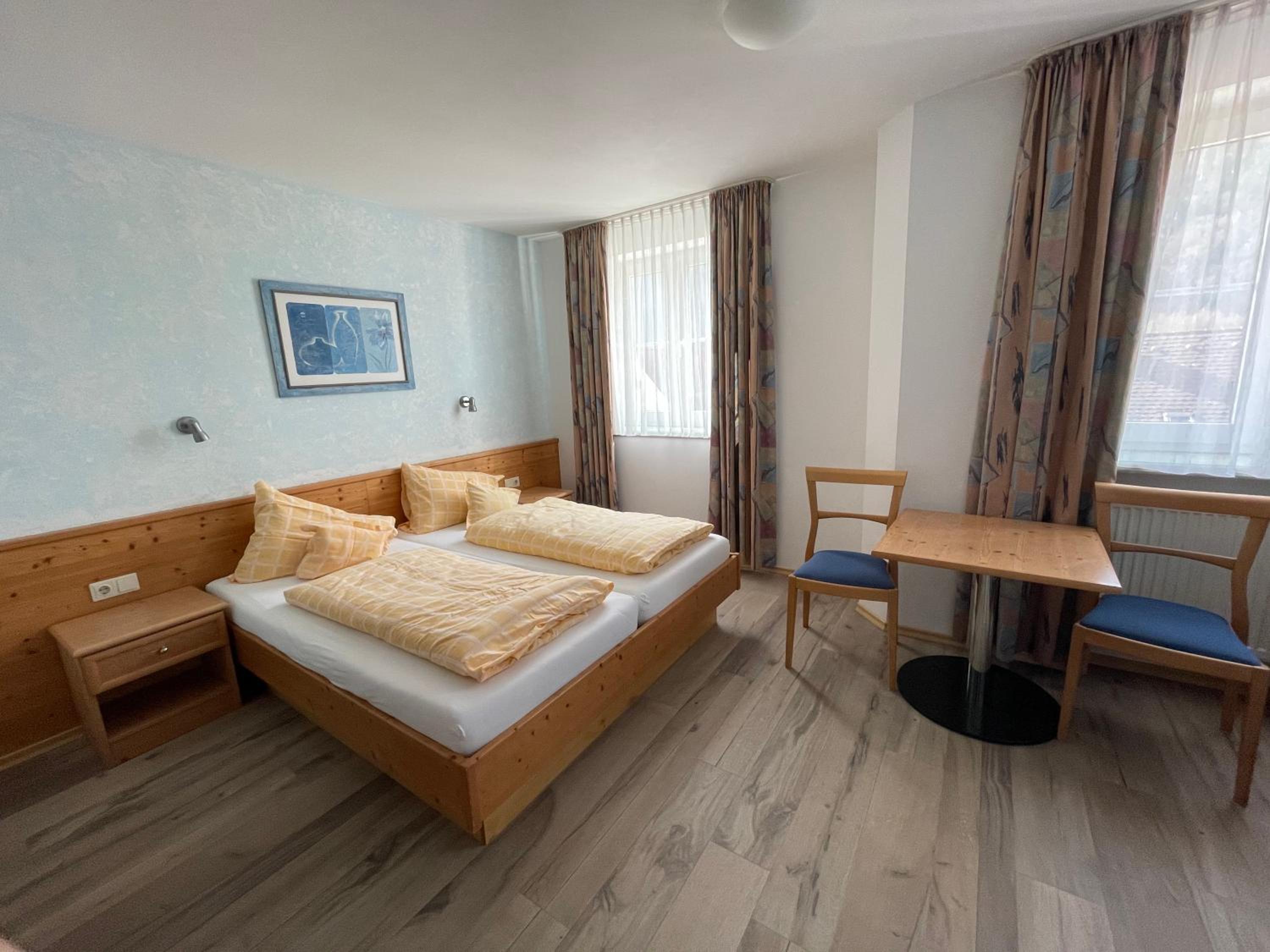 Double or Twin Room - Photo 1