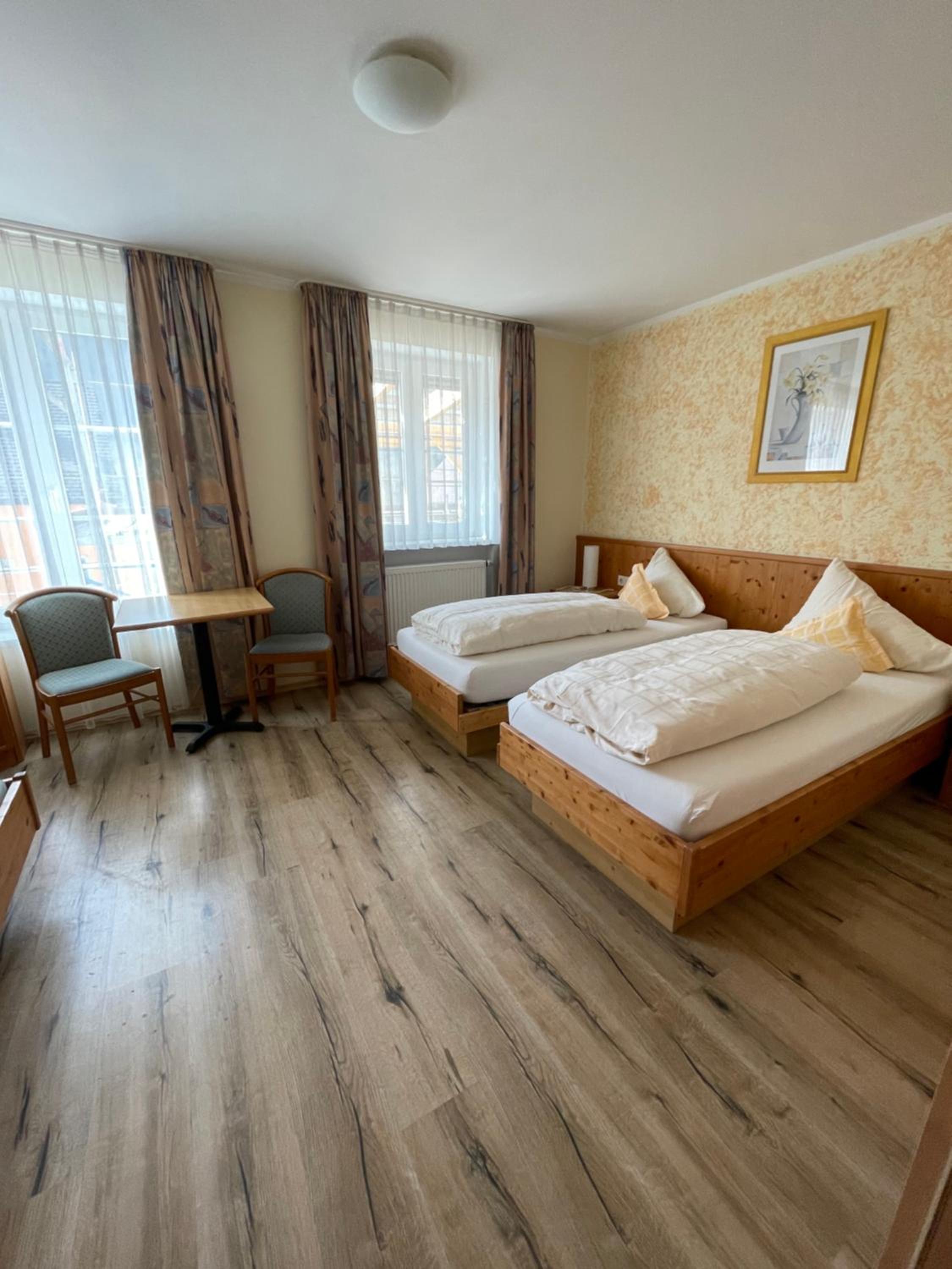 Double or Twin Room - Photo 4