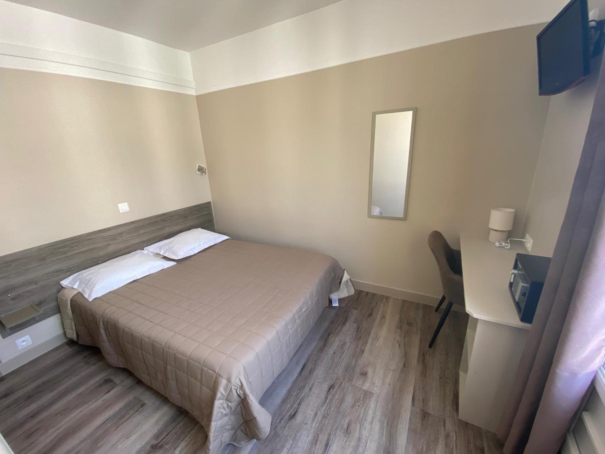 Single Room photo 3