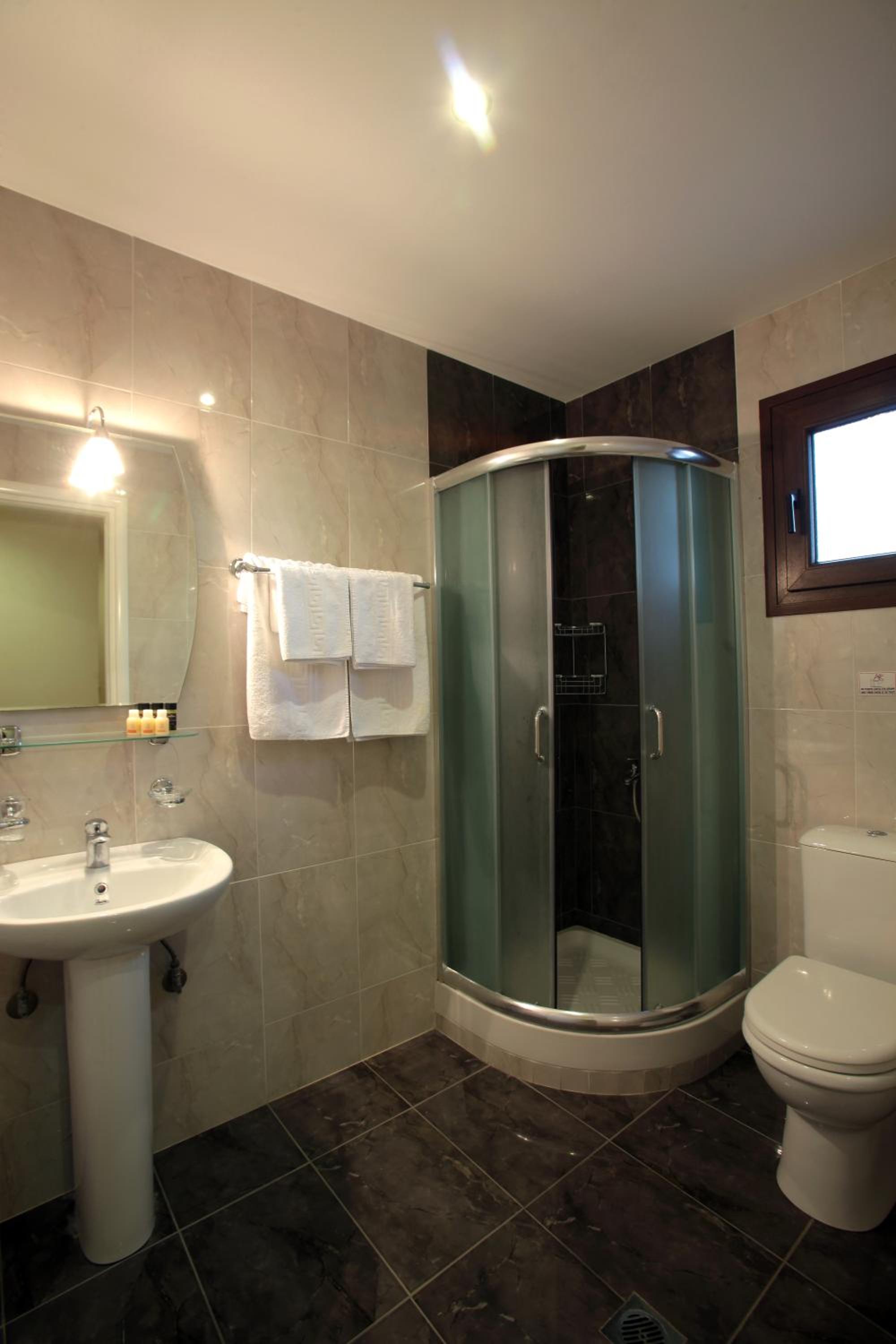 Triple Room photo 2