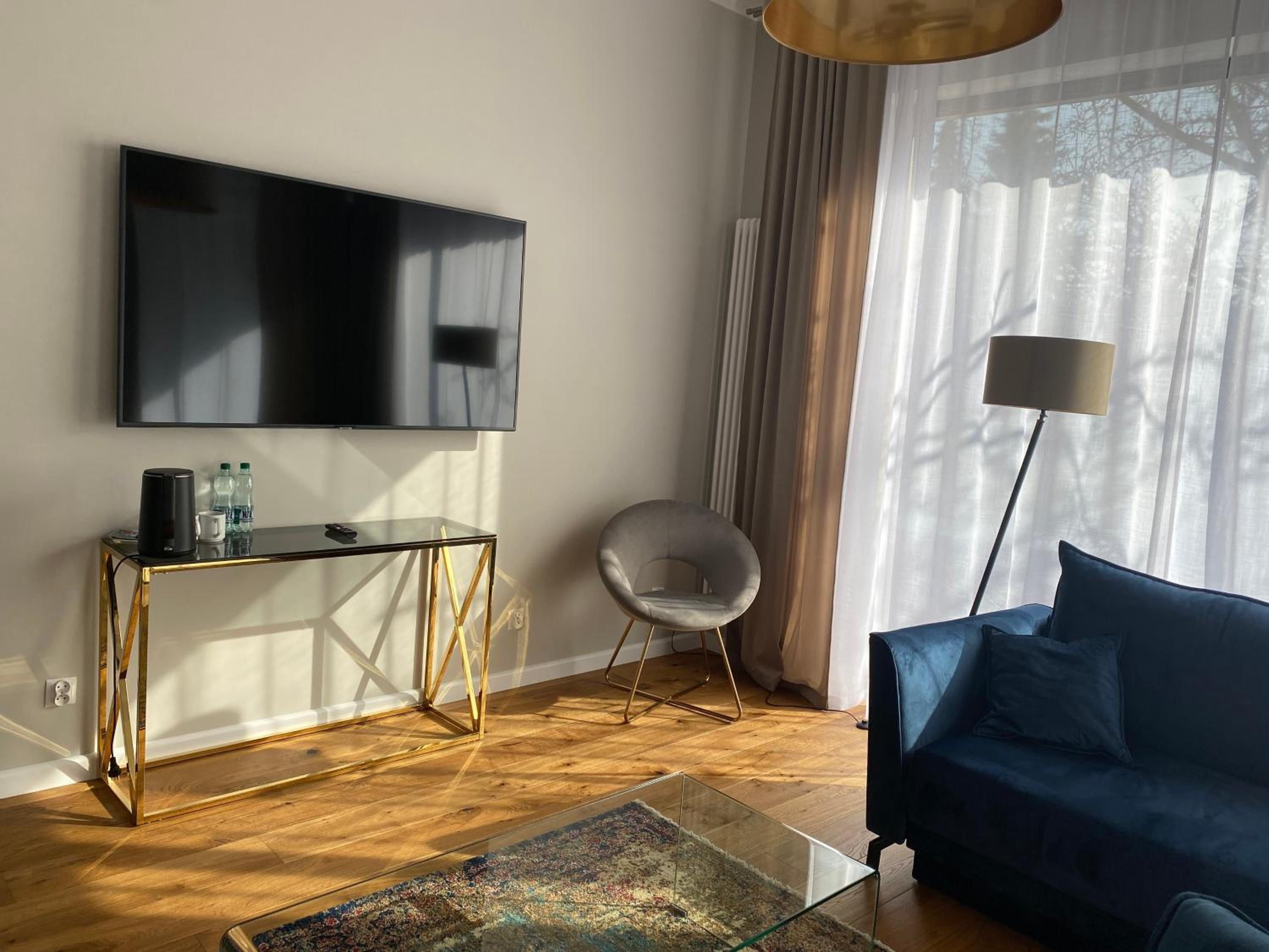  Apartment - Photo 4