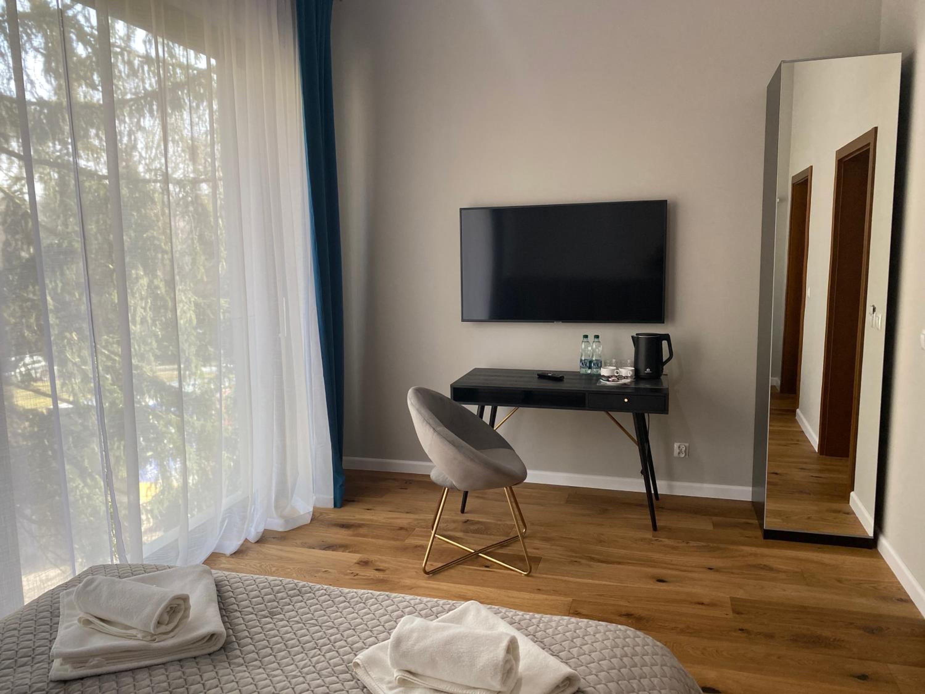 Deluxe Double Room - Photo 2