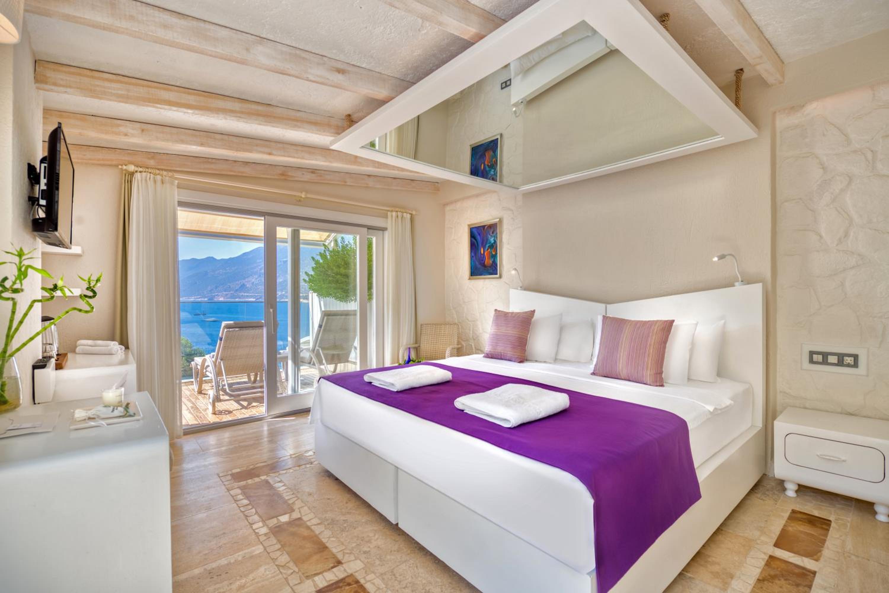 Superior Double Room - Photo 1