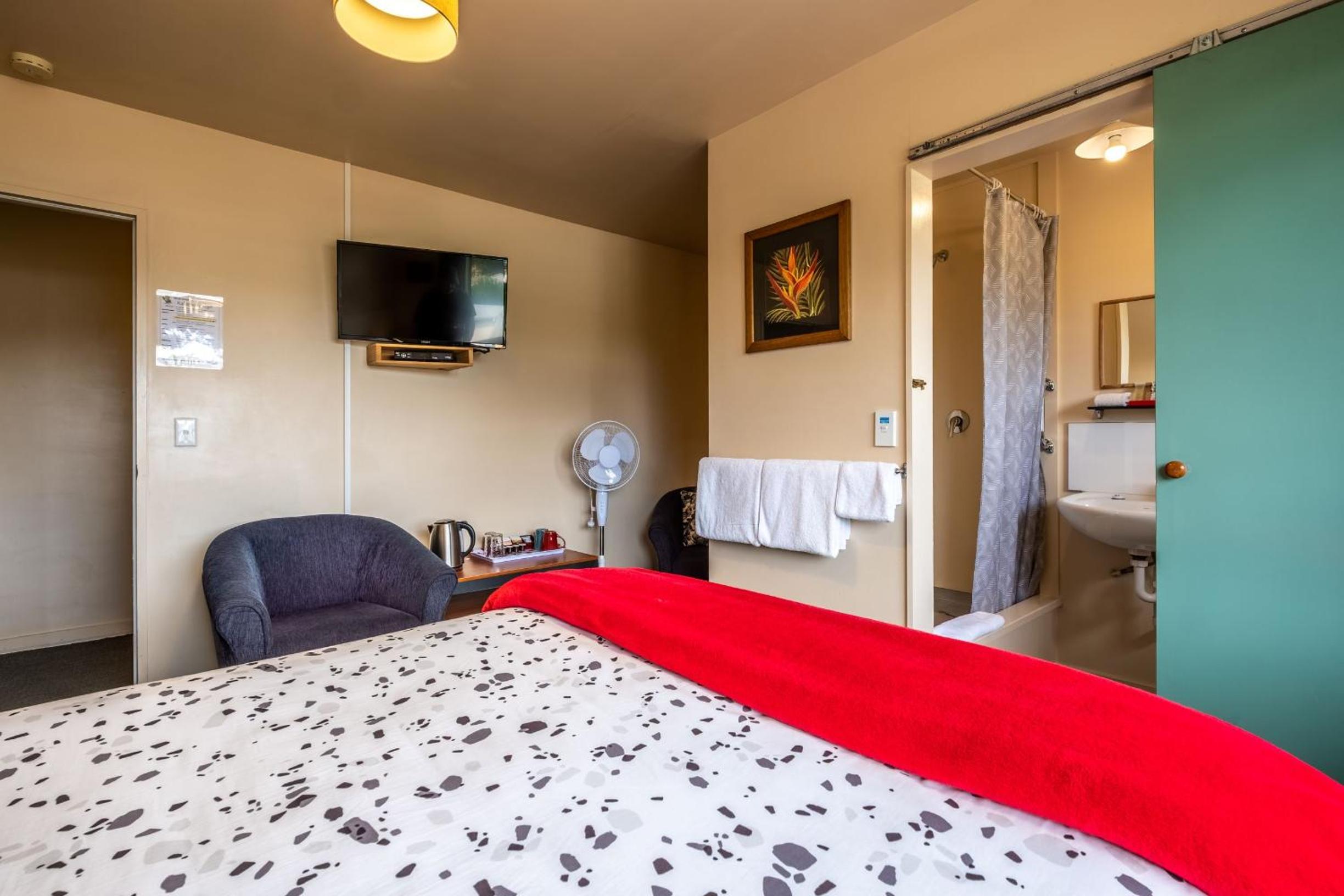 Double Room with Bathroom photo 3