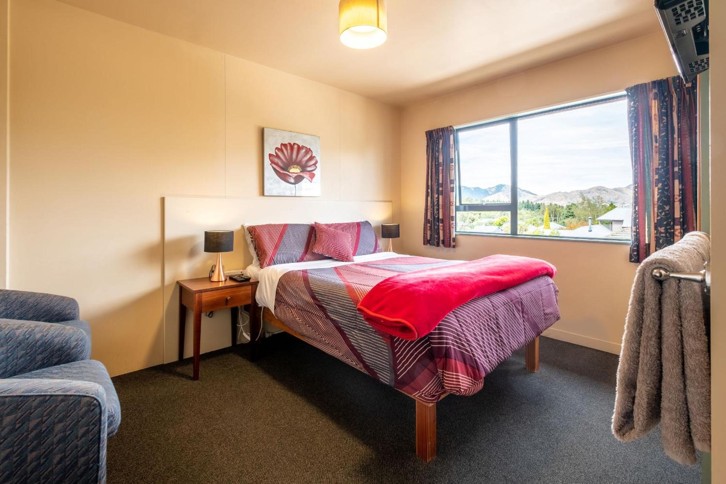 Double Room with Bathroom photo 2