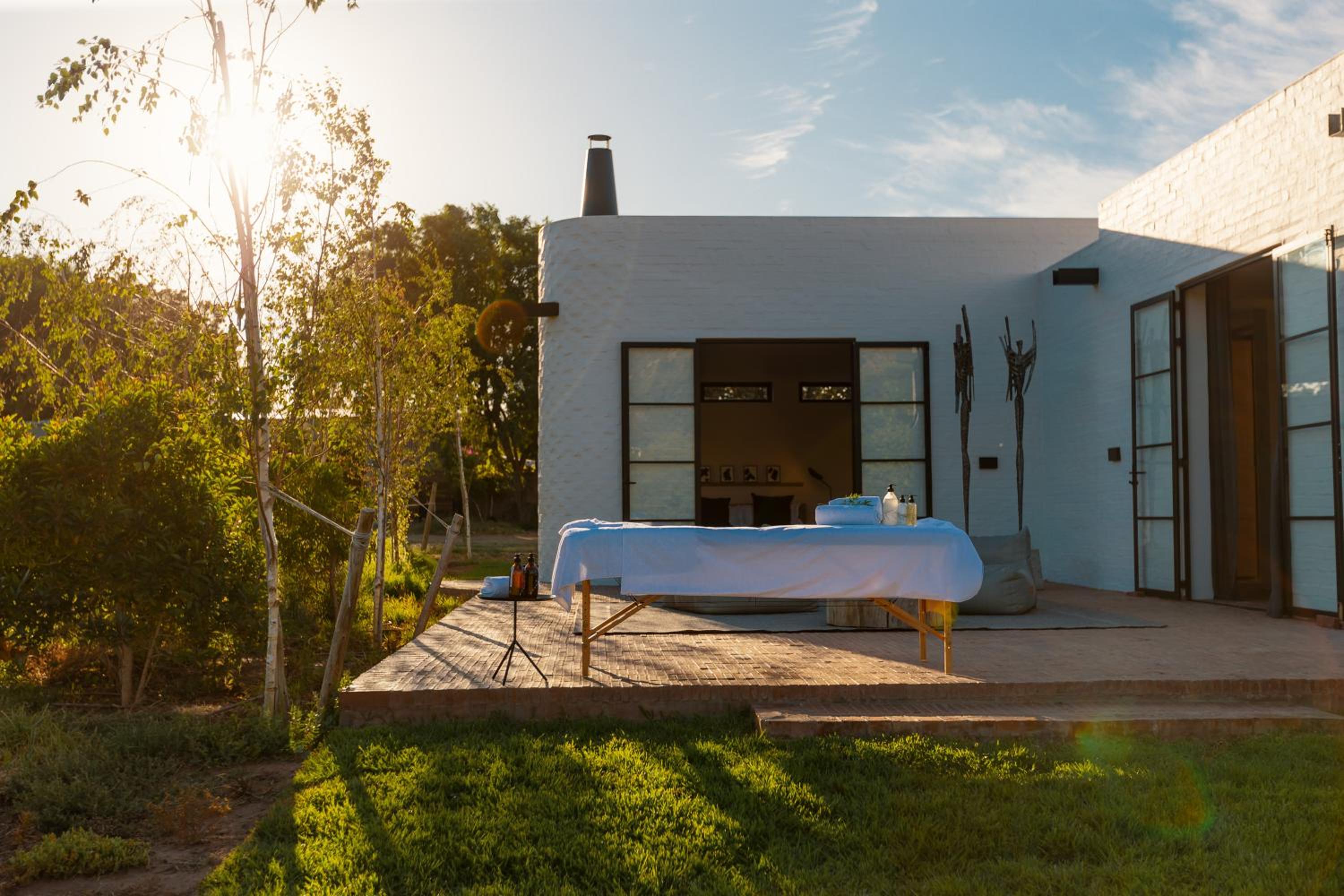 Villa photo 2