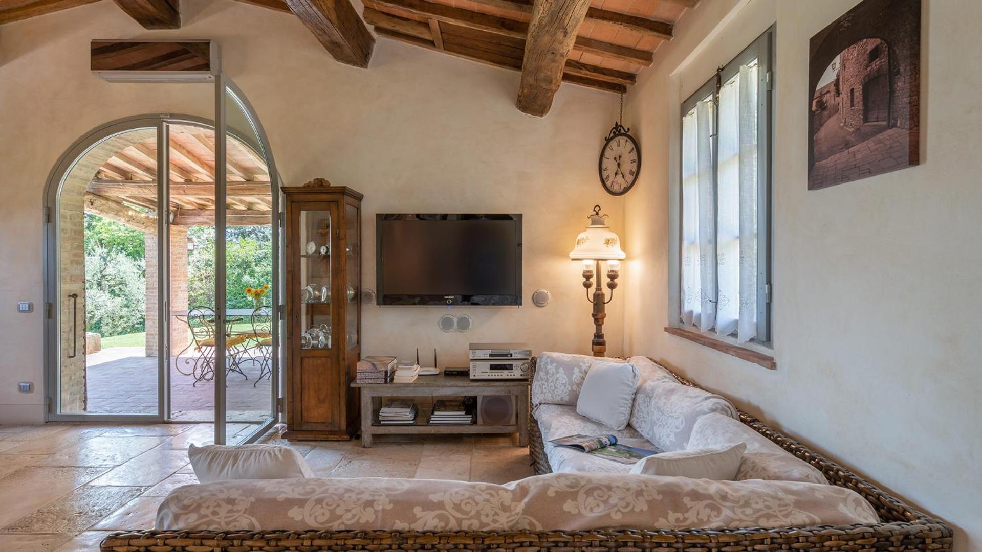 Three-Bedroom Villa photo 3