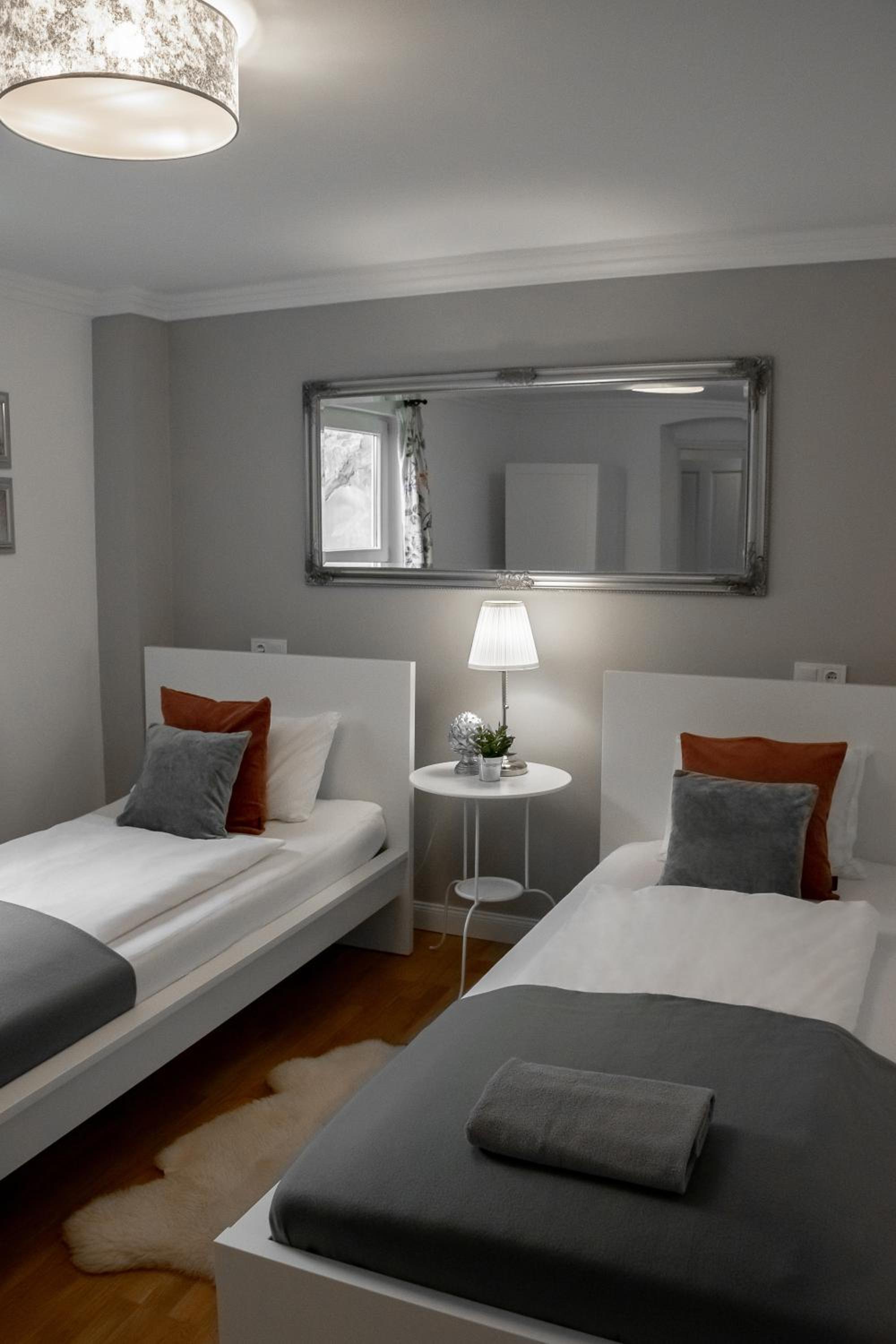 Deluxe Family Room photo 3