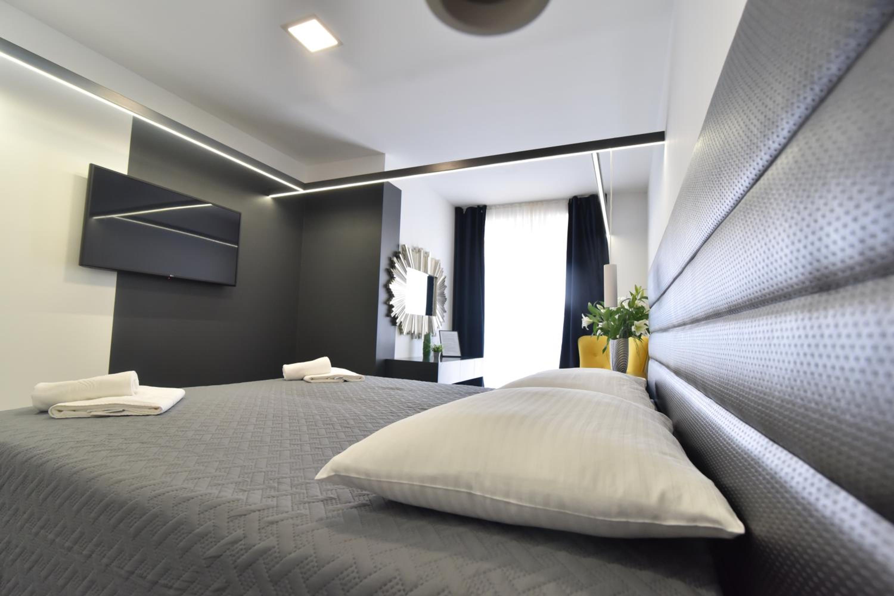 Superior Double Room - Photo 9