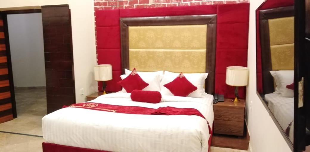 Executive Suite