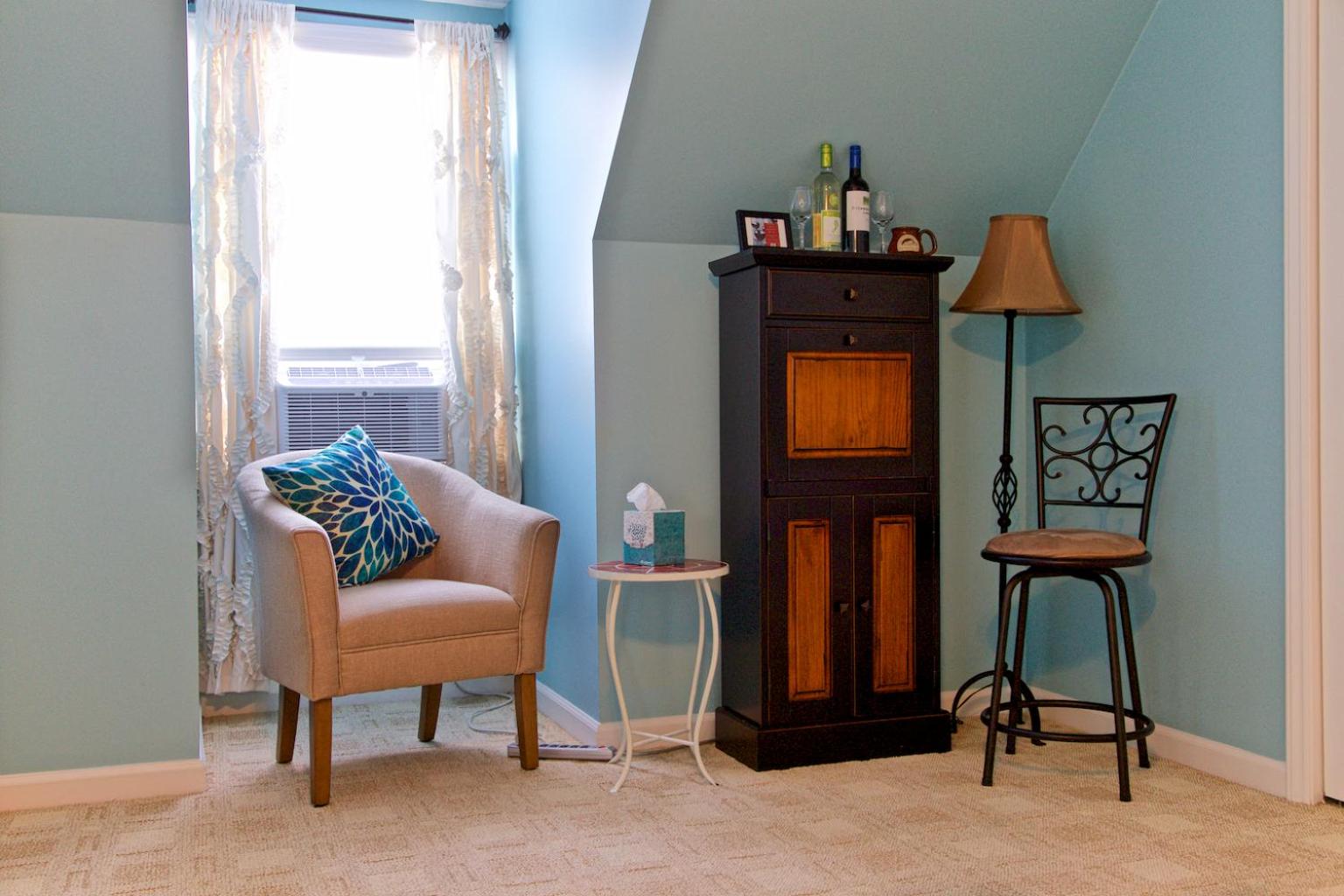 Queen Room photo 3