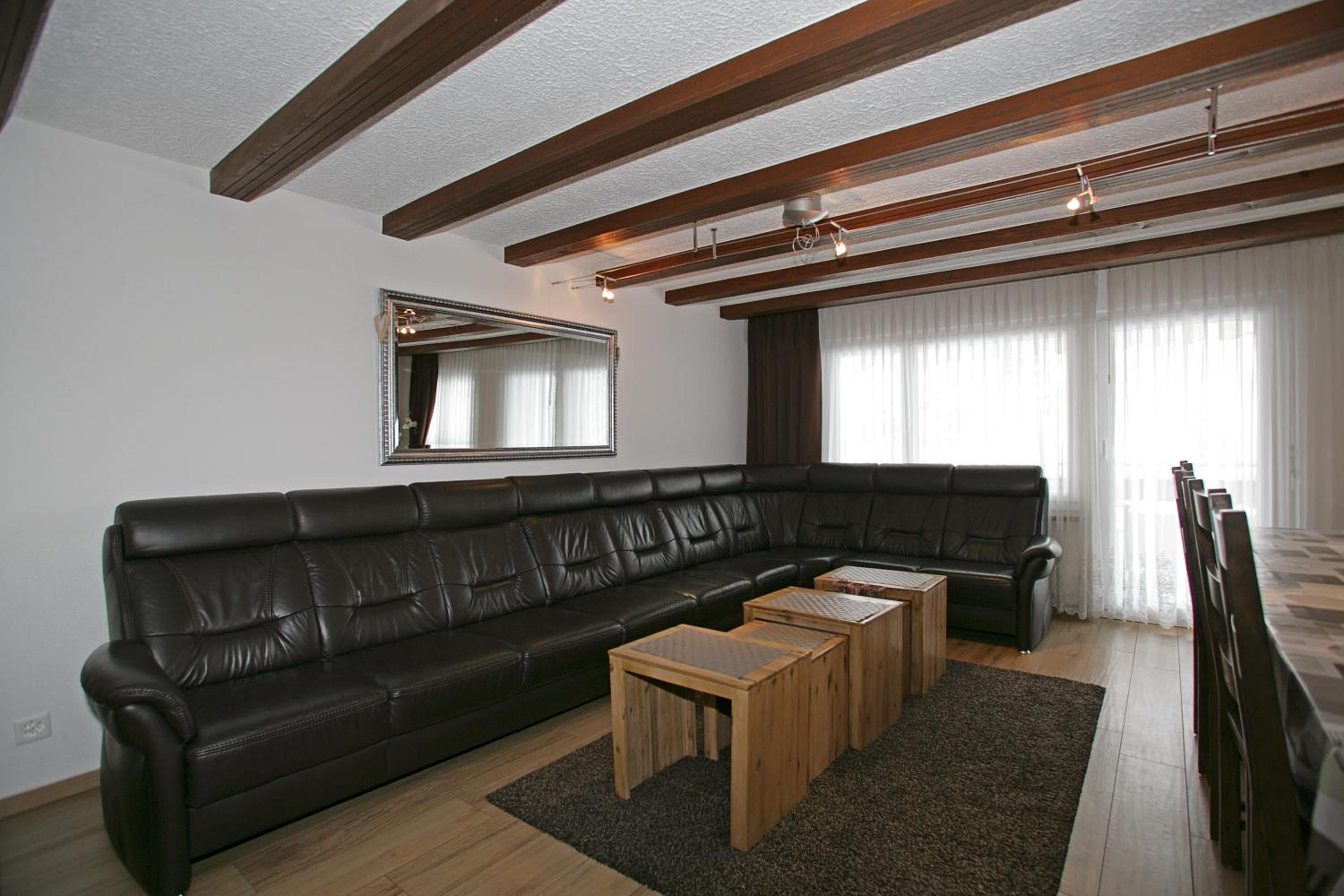 Deluxe Apartment photo 3