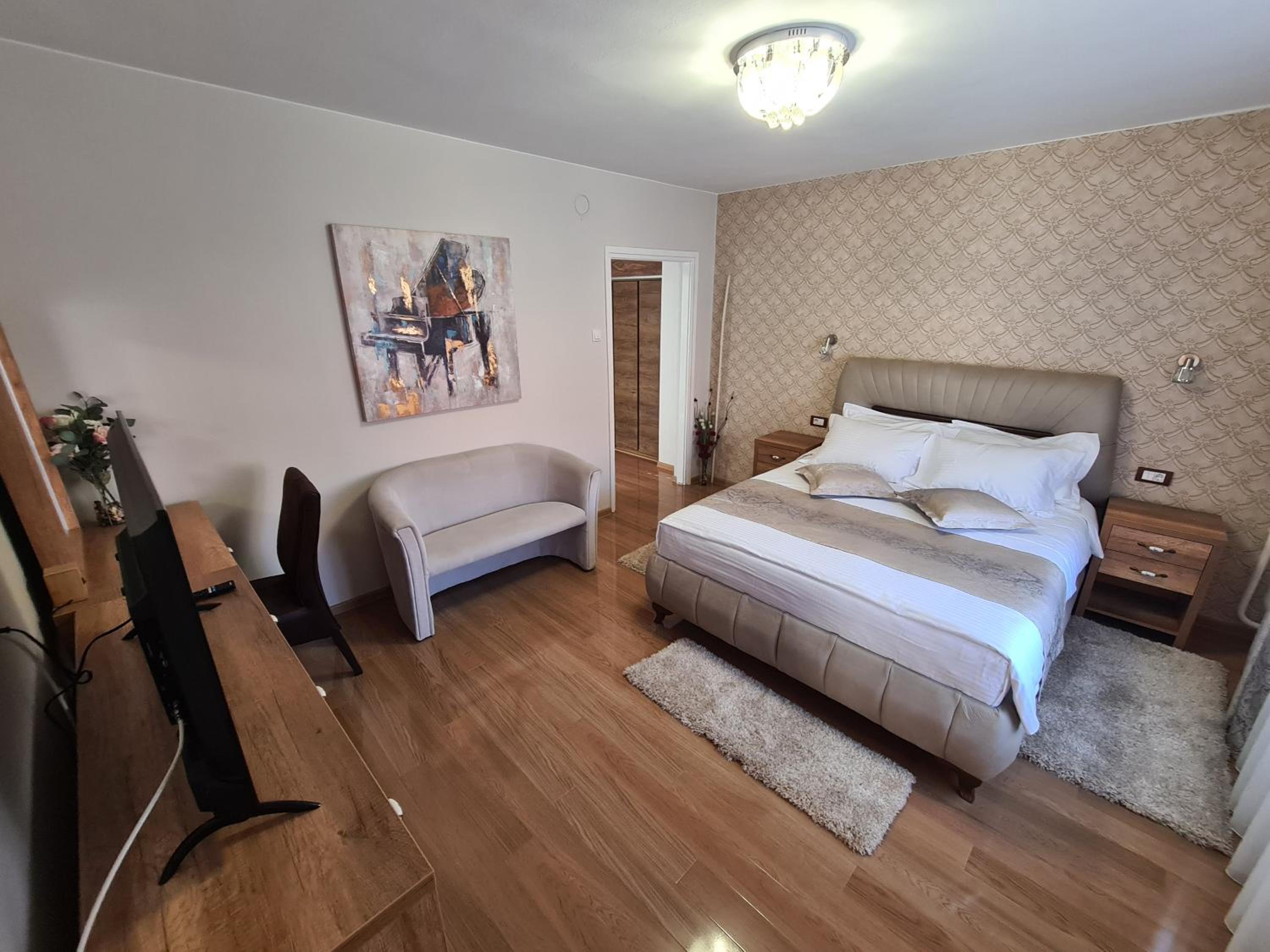 King Suite with Spa Bath