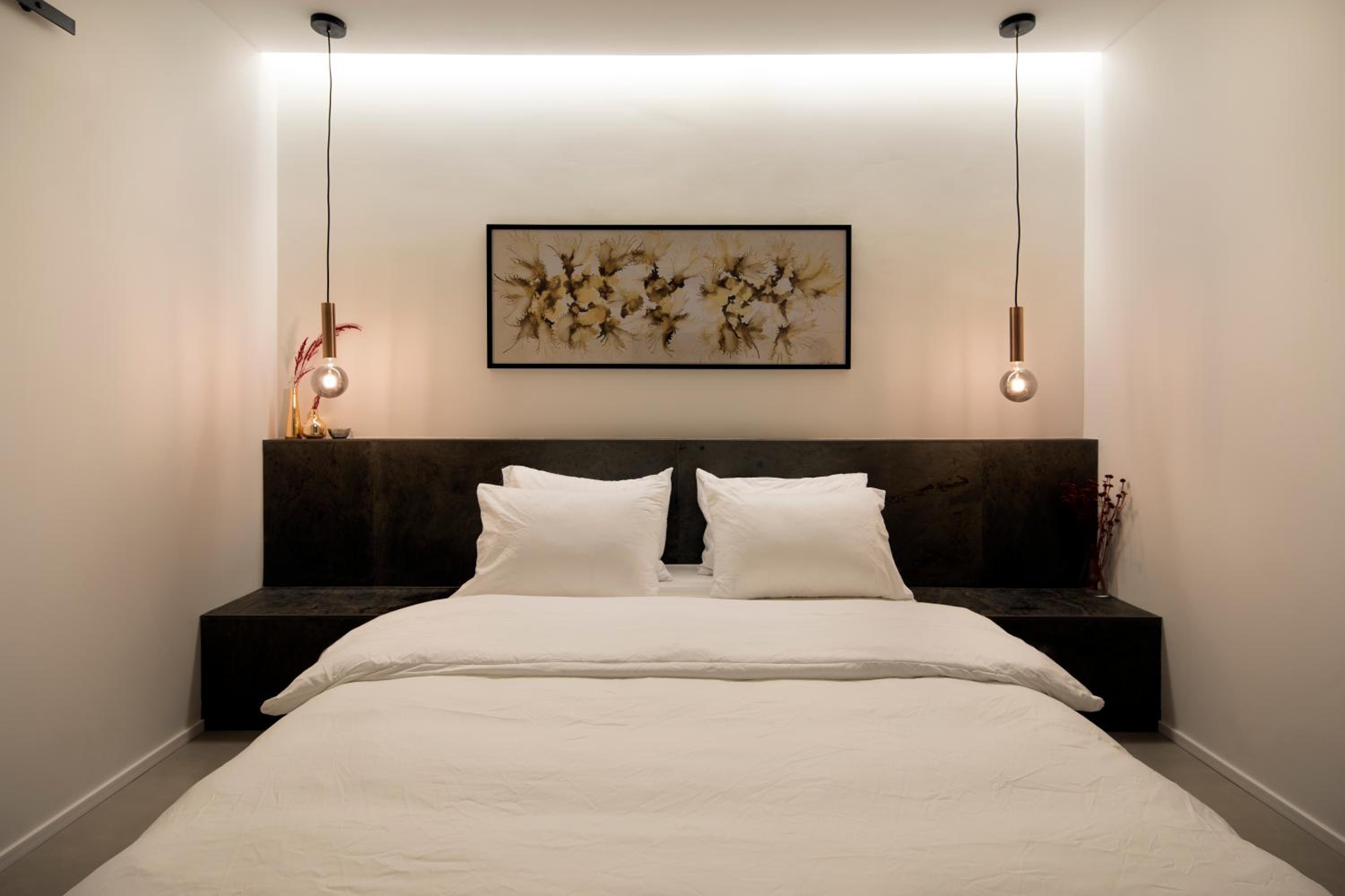 Deluxe Suite with Sea View - Photo 1
