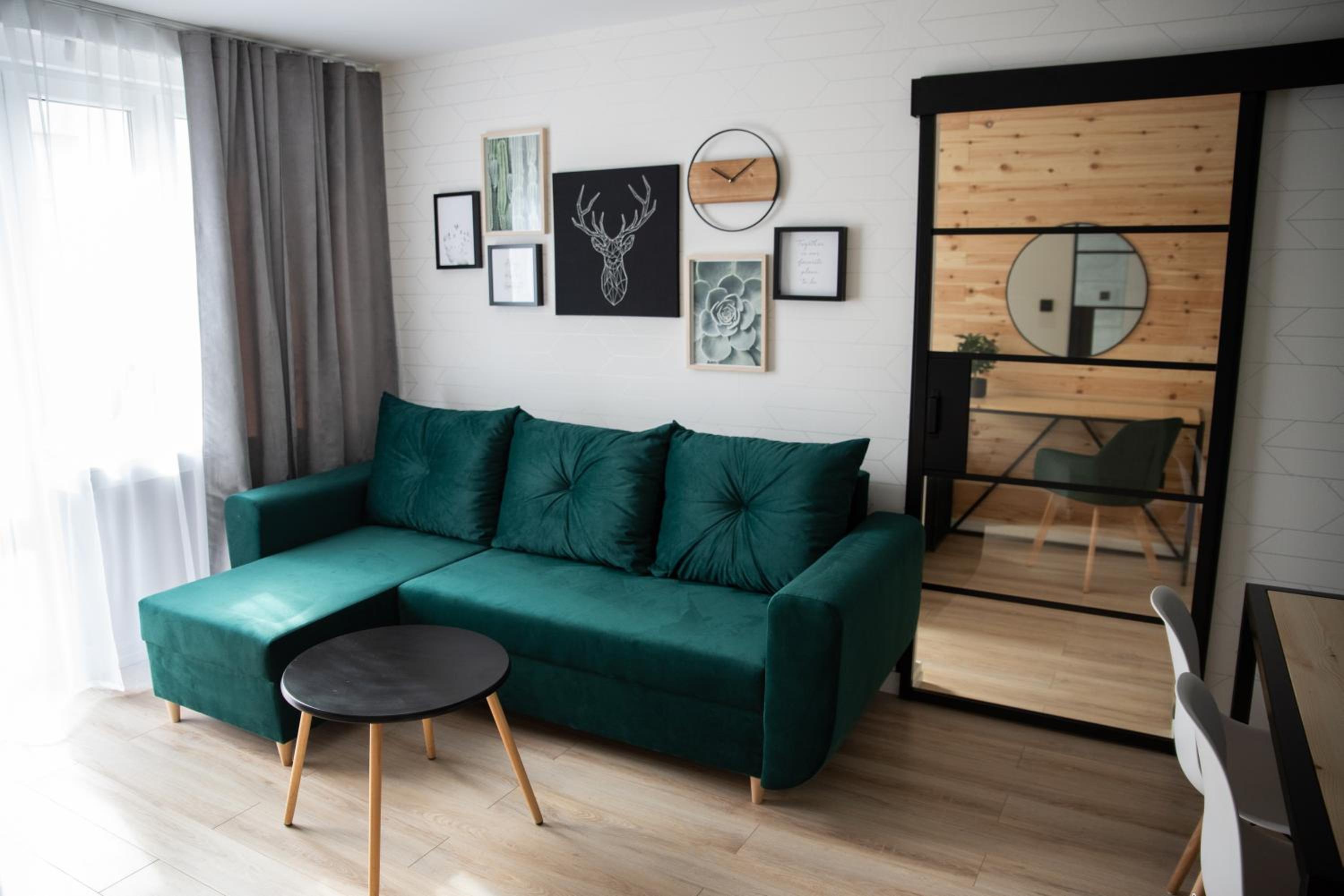 One-Bedroom Apartment