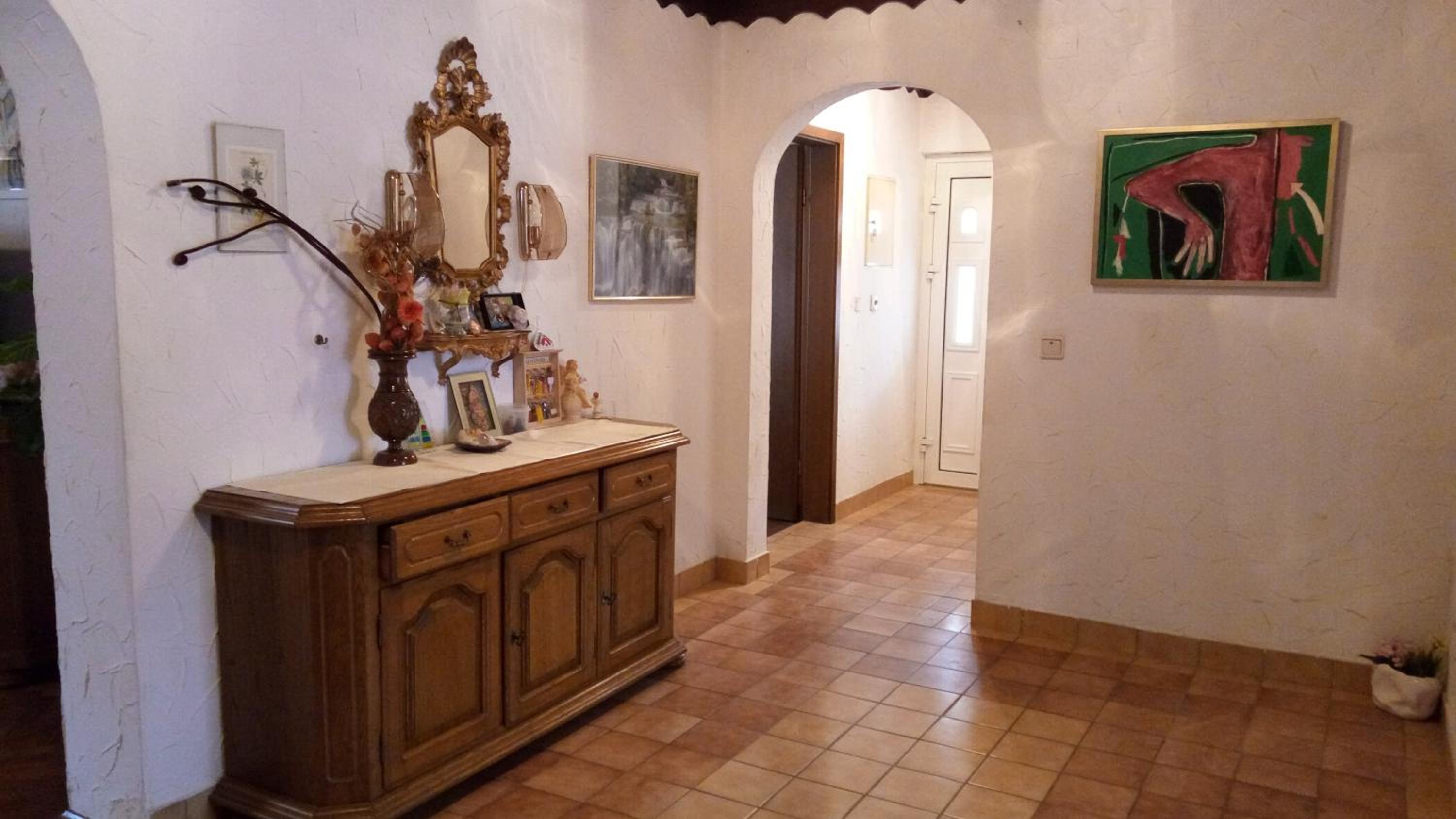 One-Bedroom House - Photo 3